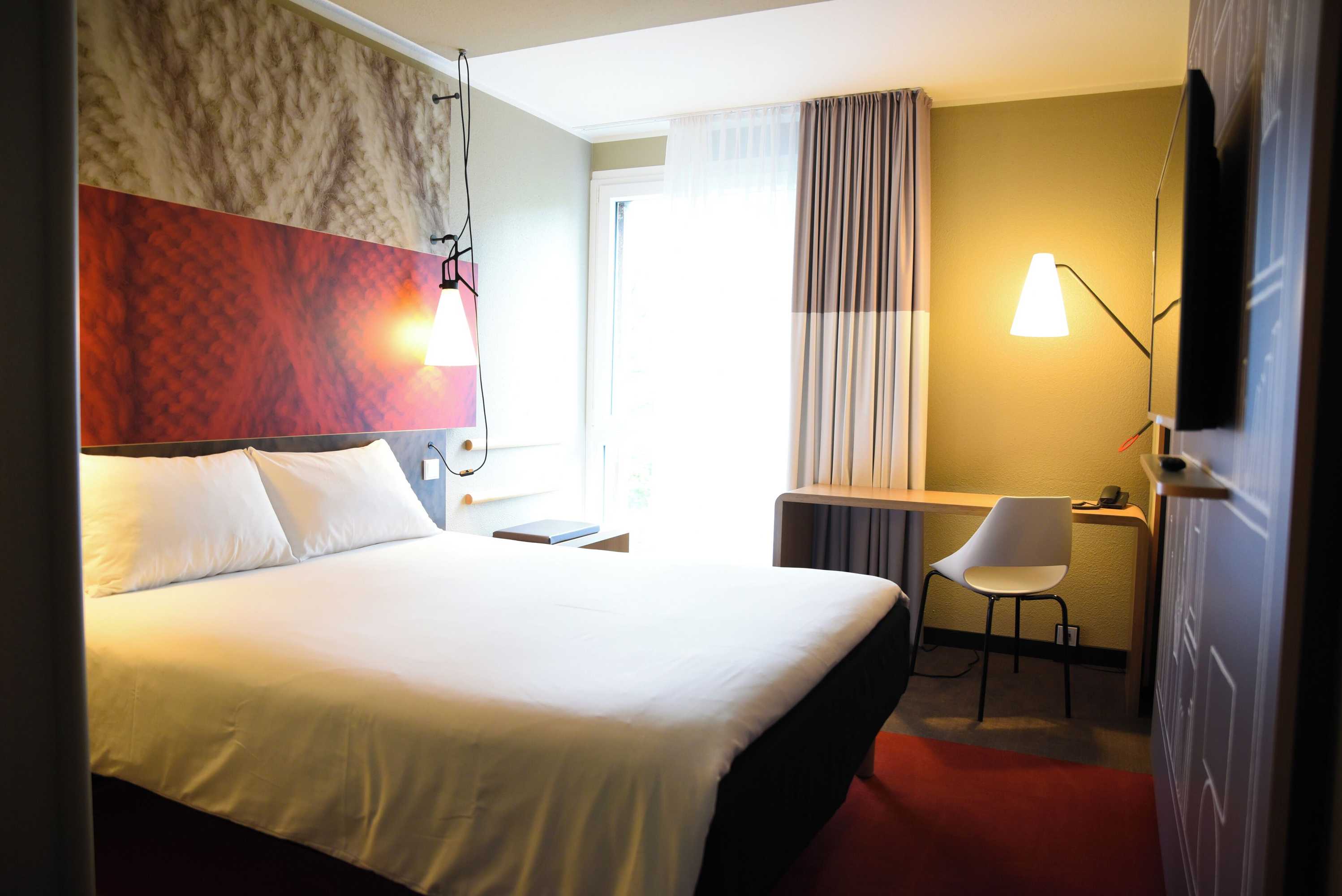 Gift card for Ibis Aachen Marschiertor, Aix-La-Chapelle Gift card for Ibis Aachen Marschiertor, Aix-La-Chapelle