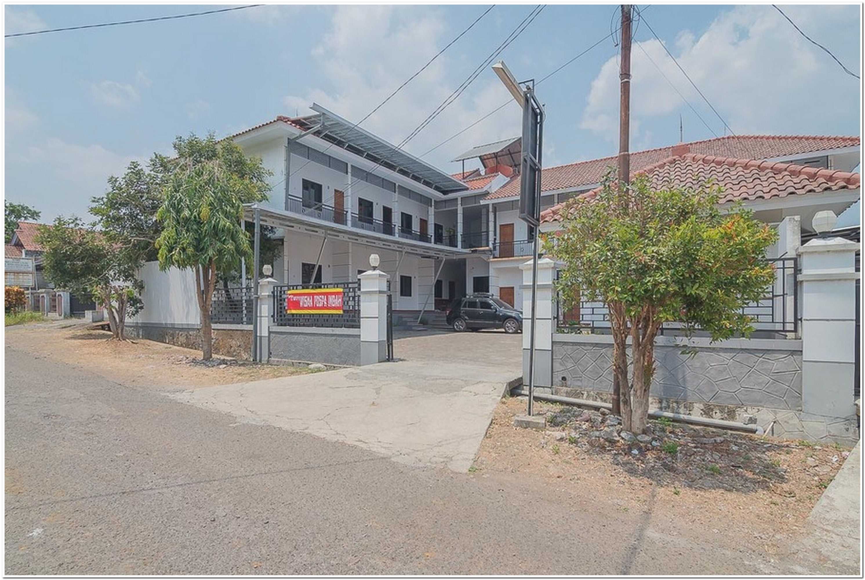 Gift card for Reddoorz Plus Near Rsud Majalengka