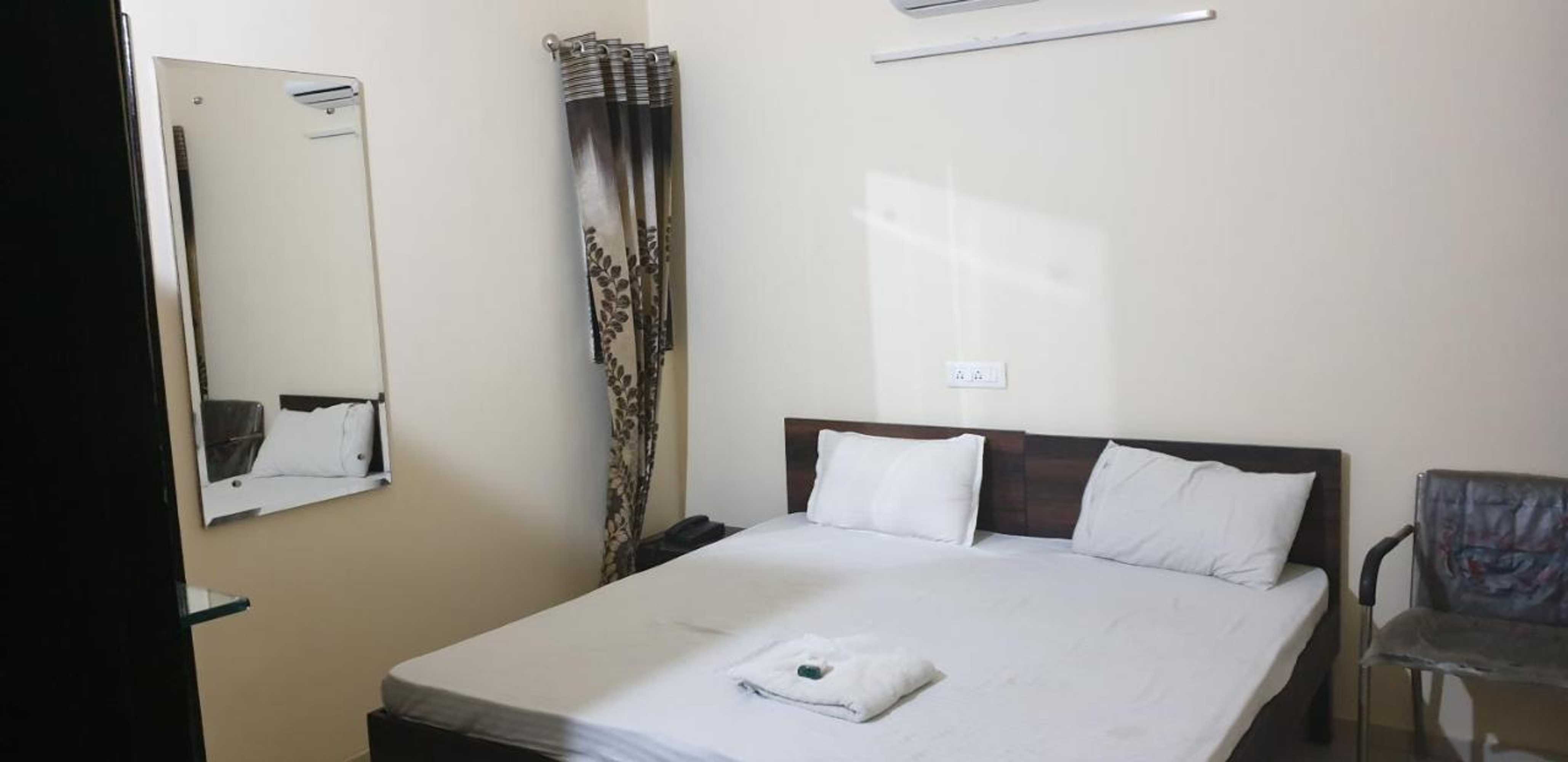 Gift card for Aanantham by Maliks