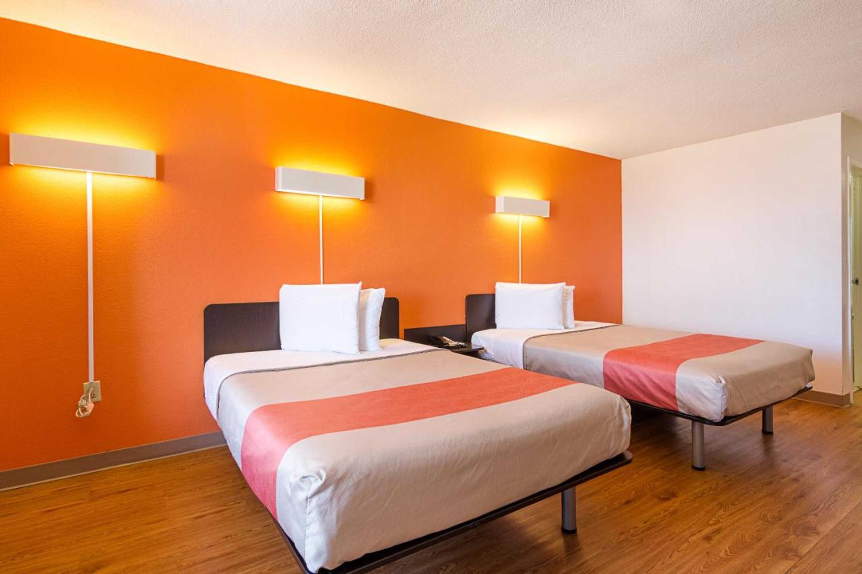 Gift card for Motel 6 Newnan, GA