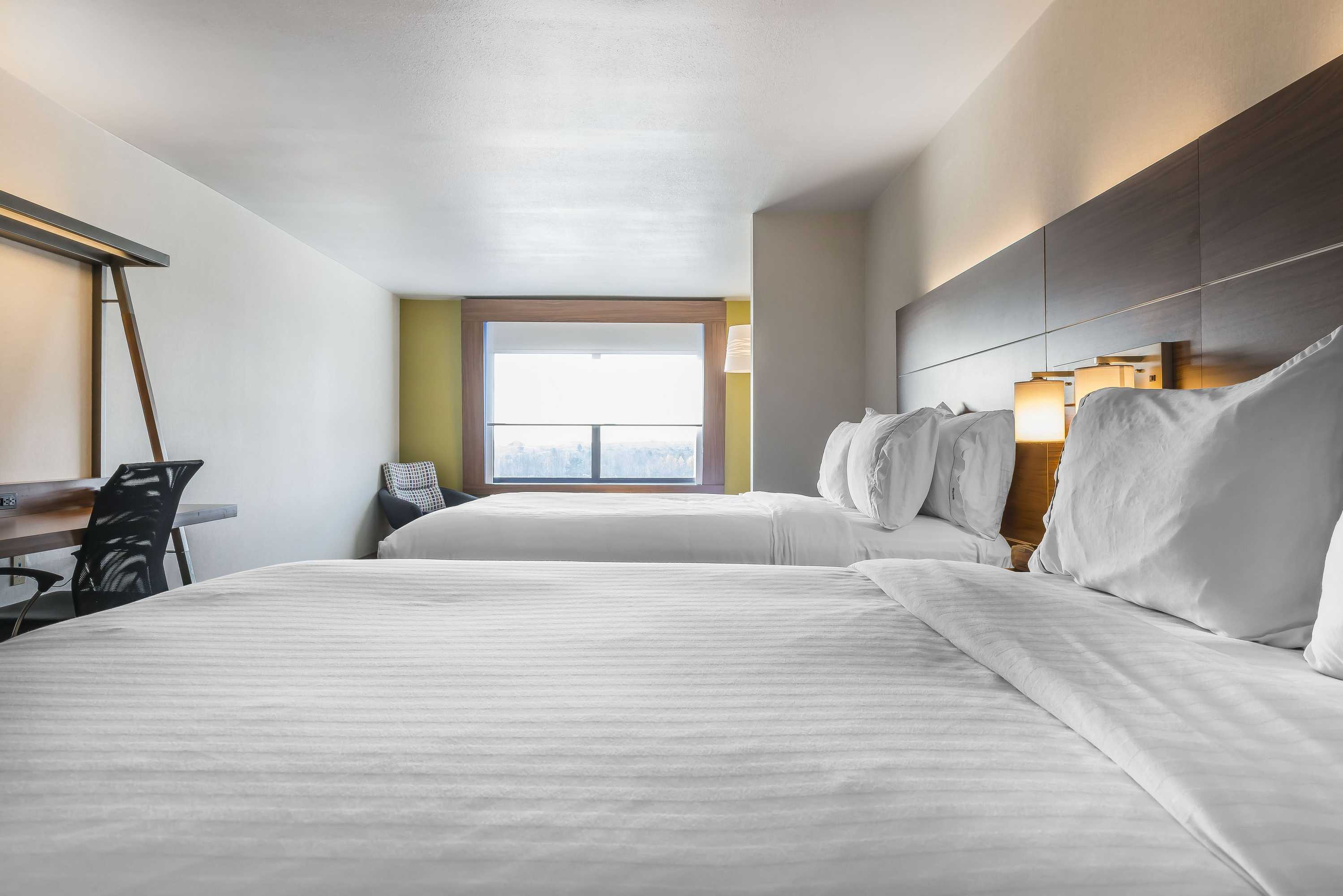 Gift card for Holiday Inn Express & Suites Clarion by Ihg Gift card for Holiday Inn Express & Suites Clarion by Ihg