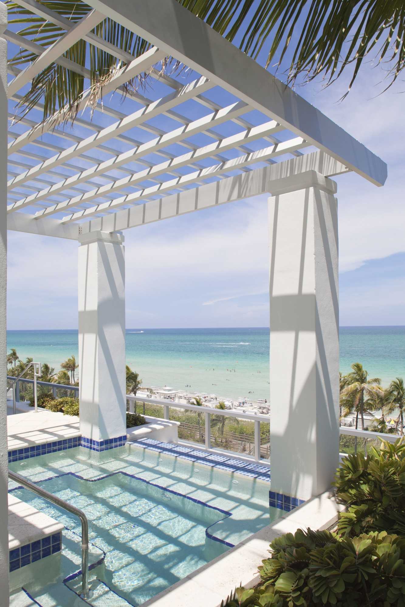Gift Card for Fontainebleau Miami Beach | Roomcard.com