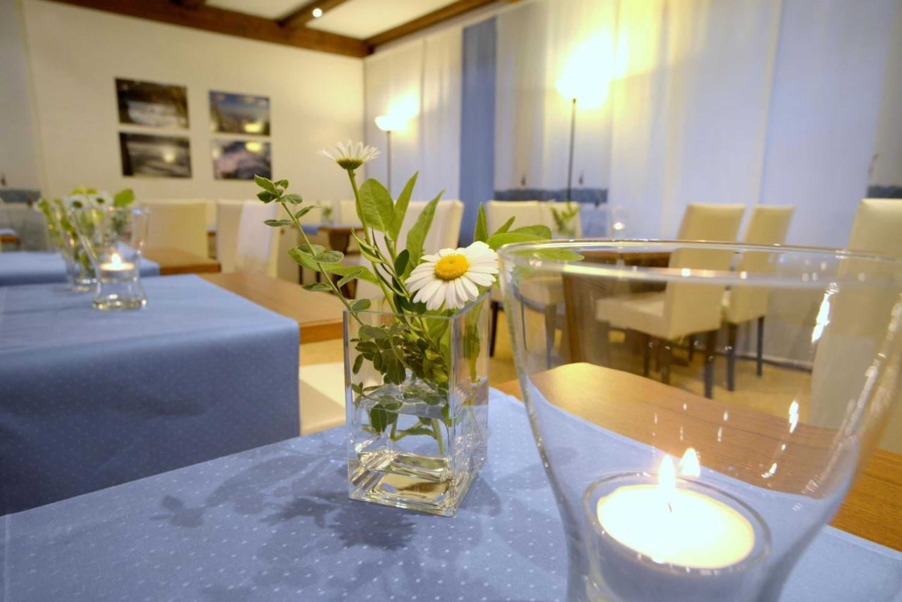 Gift card for Belvedere - Das Bio Hotel Garni & Suitehotel am Edersee ! Unser Geschenk Für Sie, Auch Die Gästecard Grimmheimat! Gift card for Belvedere - Das Bio Hotel Garni & Suitehotel am Edersee ! Unser Geschenk Für Sie, Auch Die Gästecard Grimmheimat!
