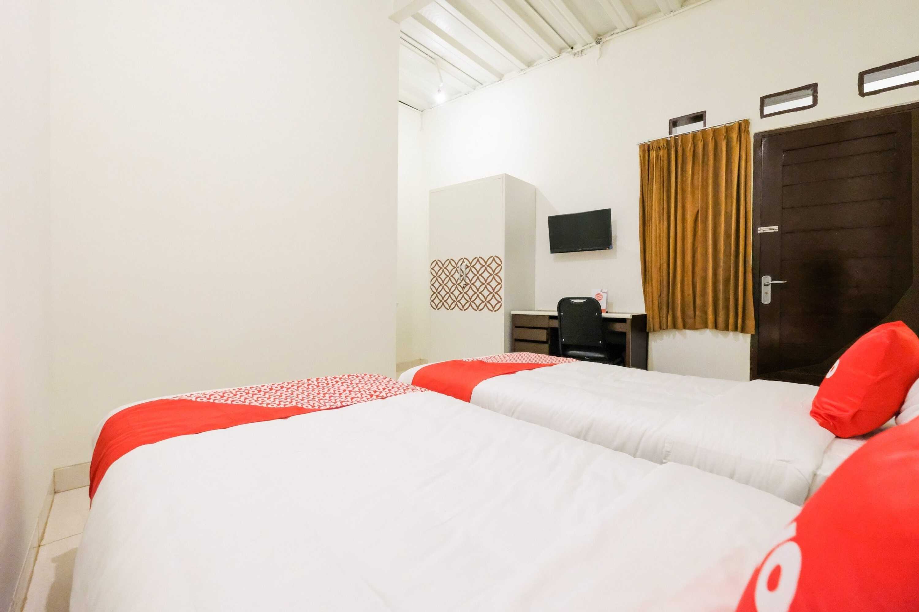 Gift card for Super Oyo Collection O 2383 Andongkoe 64 Salatiga