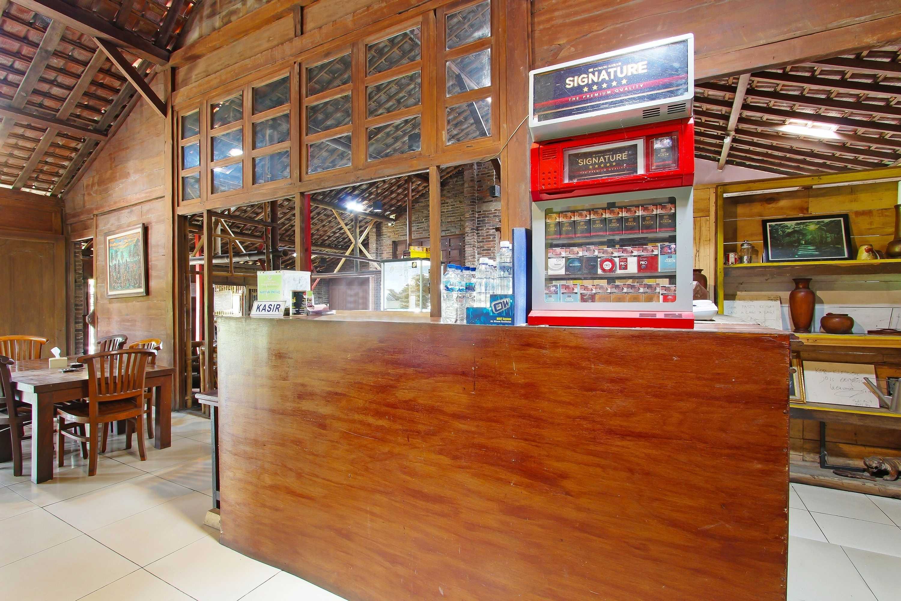 Gift card for Super Oyo 3693 Kopi Klotok Homestay Syariah Gift card for Super Oyo 3693 Kopi Klotok Homestay Syariah