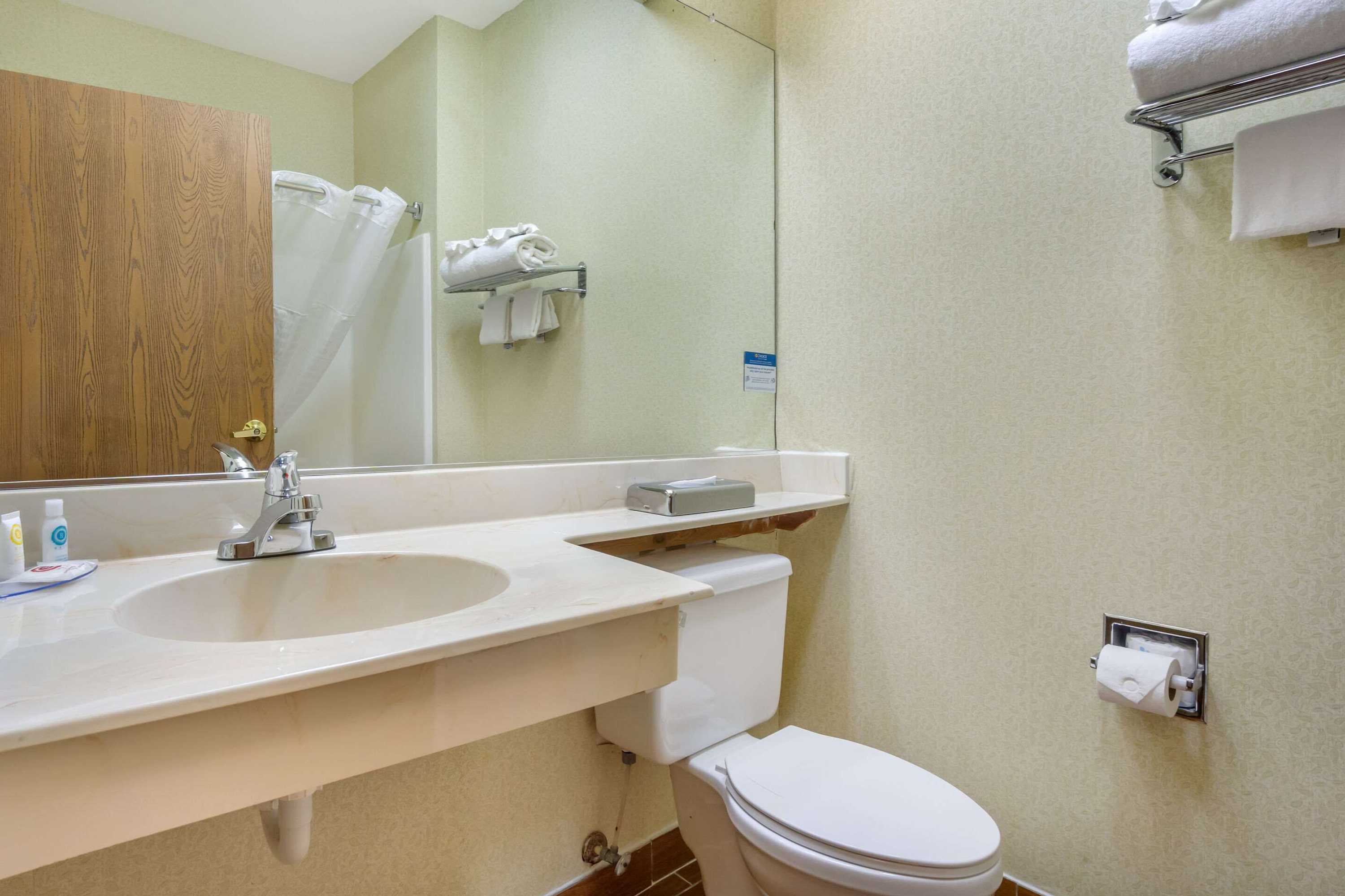 Gift card for Comfort Inn Federal Way - Seattle Gift card for Comfort Inn Federal Way - Seattle