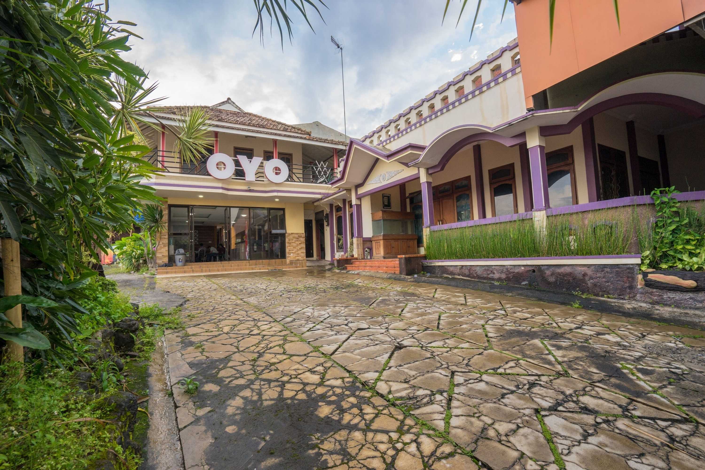 Gift card for Hotel O Central Batu Near Jatim Park 3 Formerly Bunga Matahari Hotel