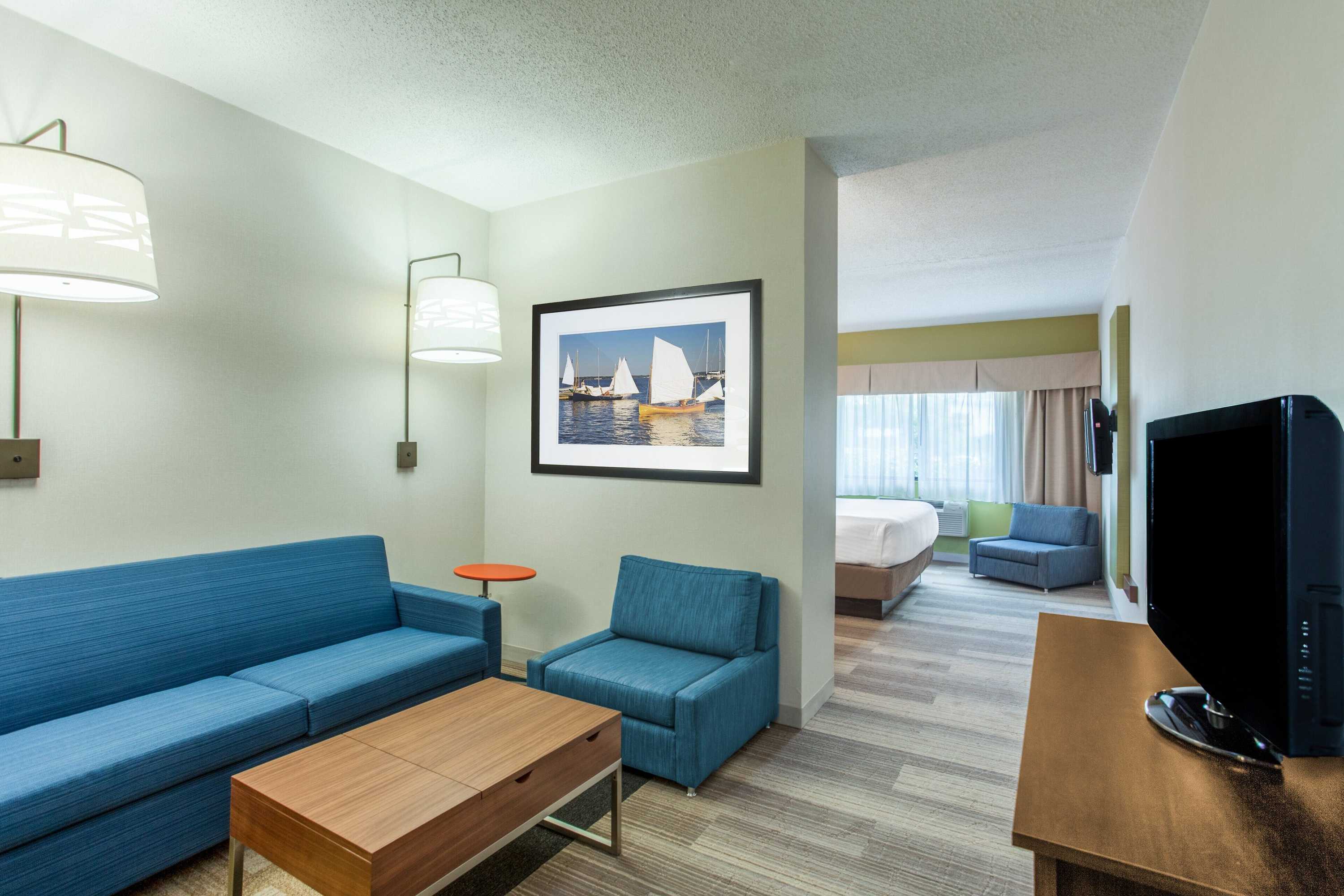 Gift card for Holiday Inn Express Hauppauge by Ihg Gift card for Holiday Inn Express Hauppauge by Ihg