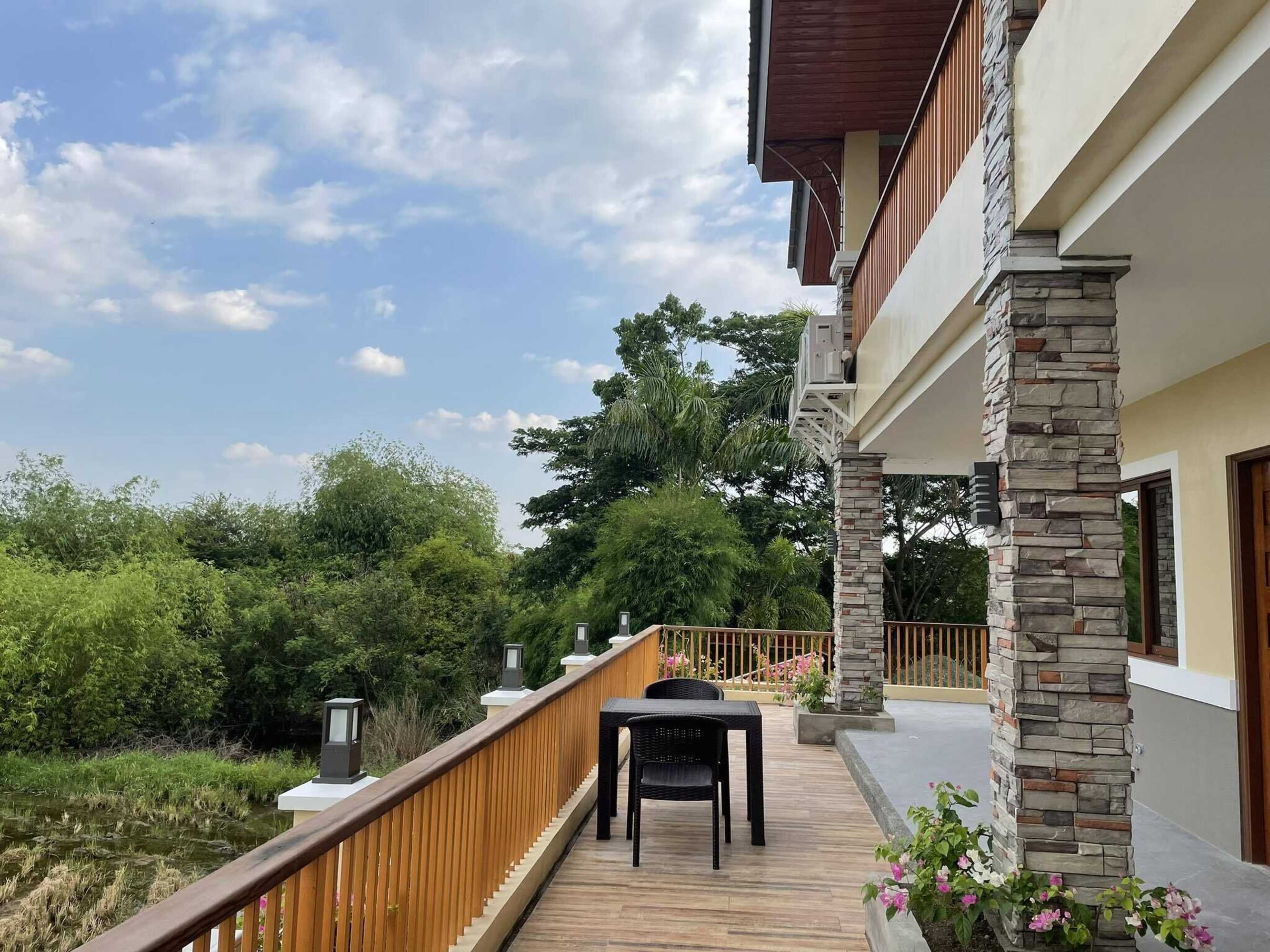 Gift card for Sarojus Farmview Hotel Gift card for Sarojus Farmview Hotel