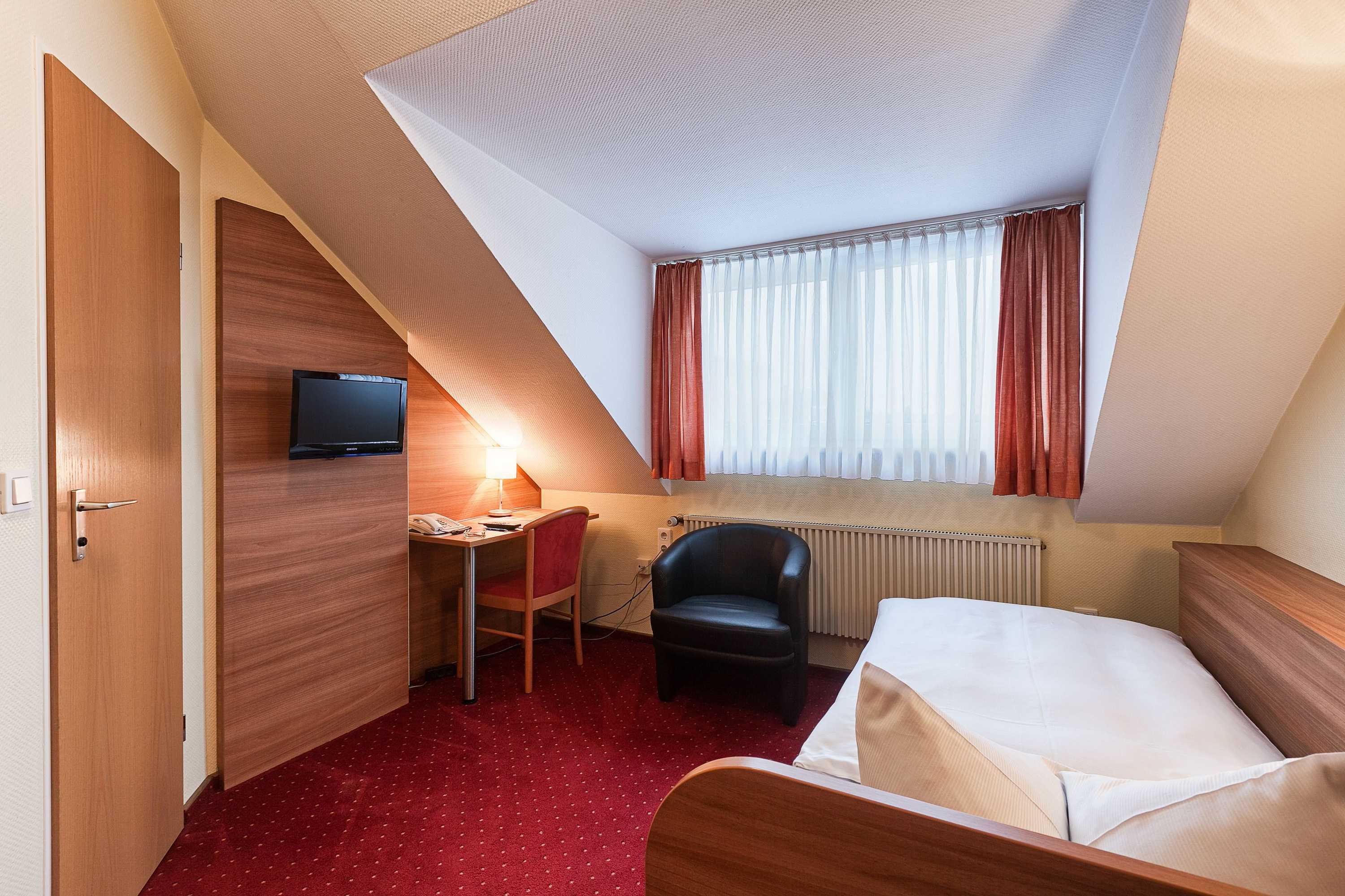 Gift card for Hotel Garni Nuernberger Trichter Gift card for Hotel Garni Nuernberger Trichter