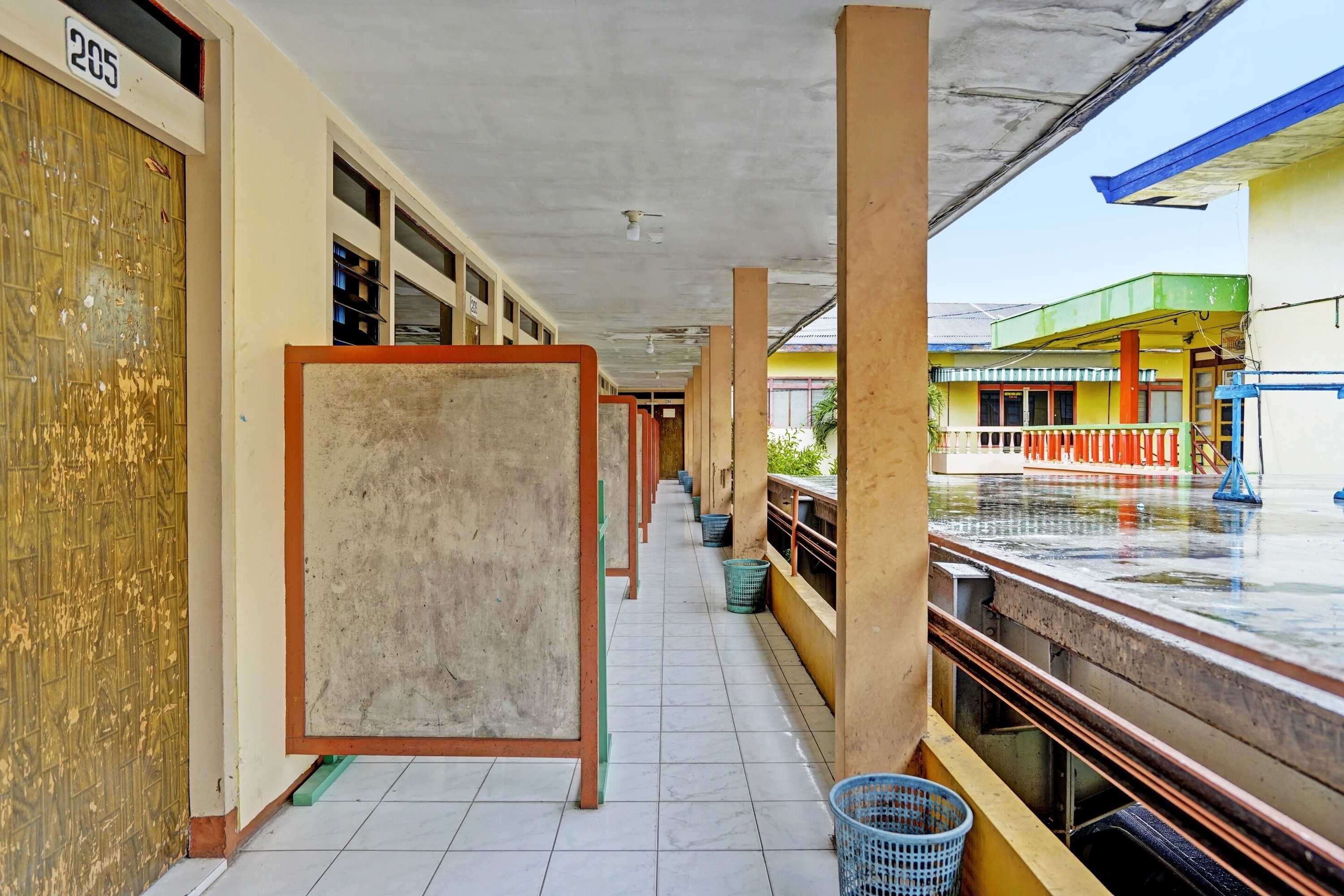 Gift card for Oyo 2708 Hotel Kemuning Syariah Gift card for Oyo 2708 Hotel Kemuning Syariah