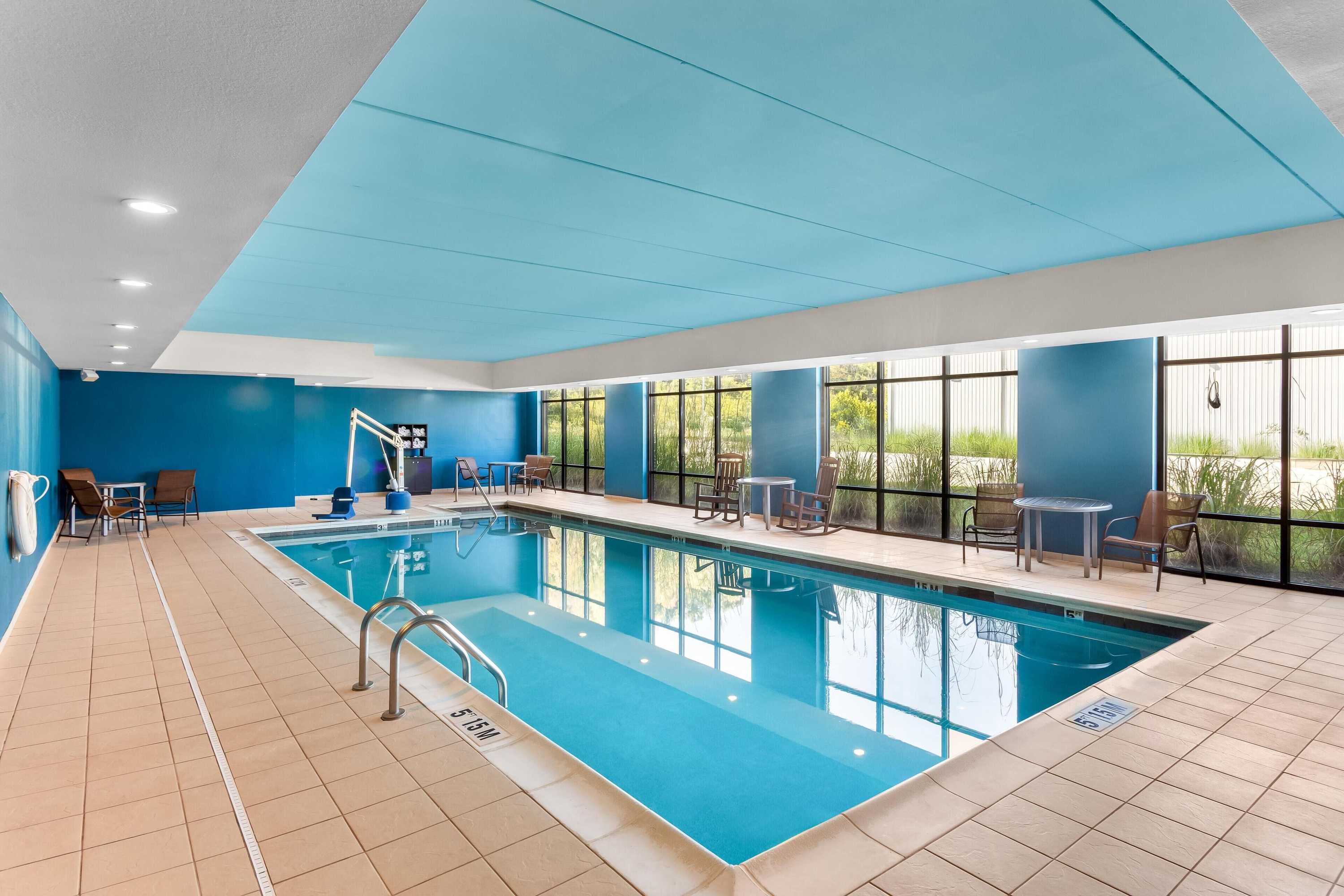 Gift card for Hampton Inn Huntington University Area