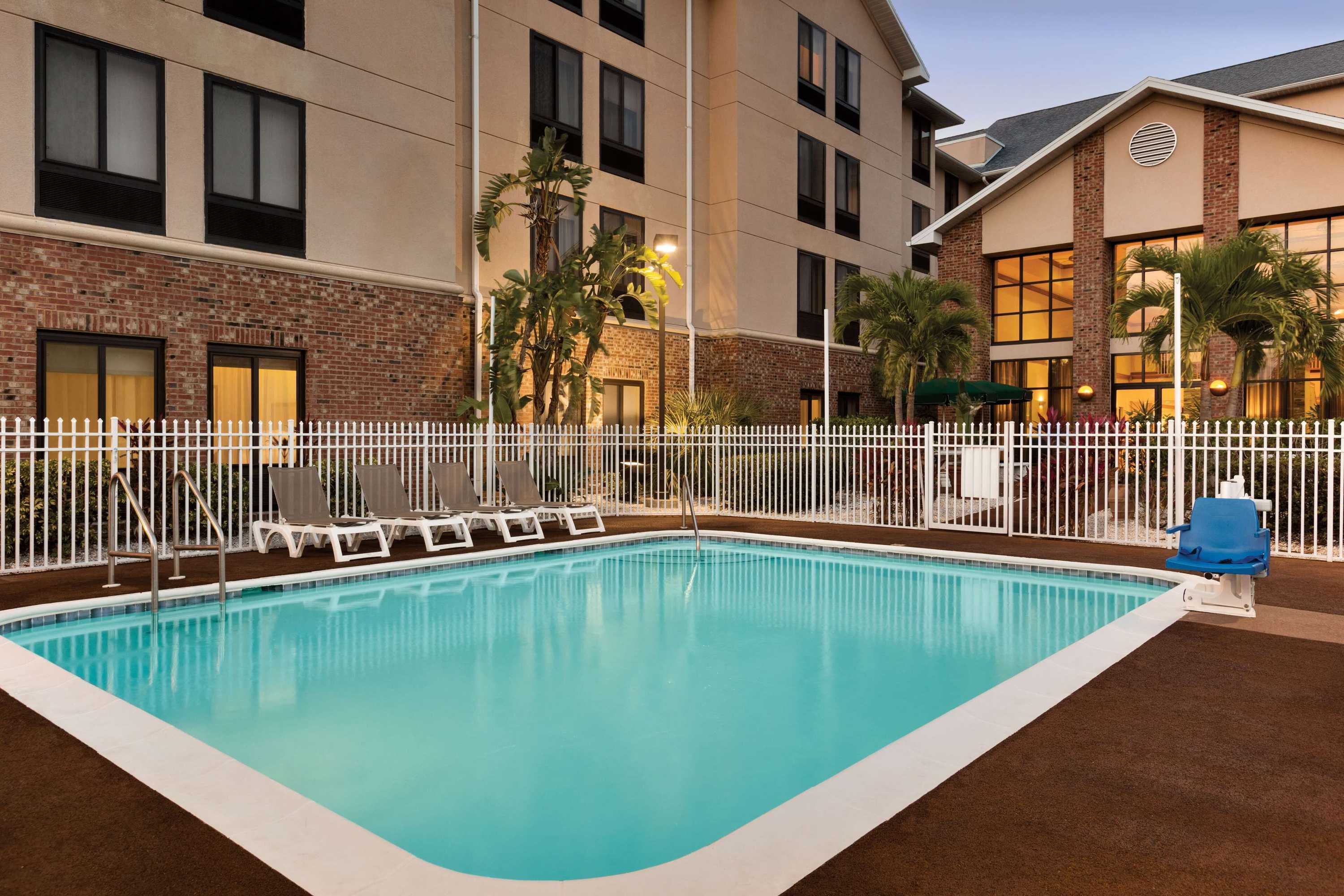 Gift card for Hampton Inn & Suites Tarpon Springs Gift card for Hampton Inn & Suites Tarpon Springs