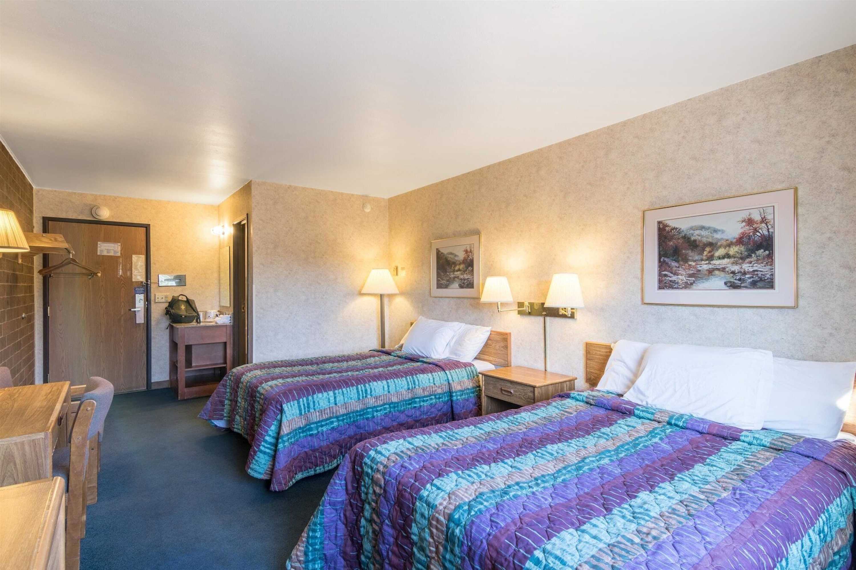 Gift card for Motel 6 Eau Claire, WI