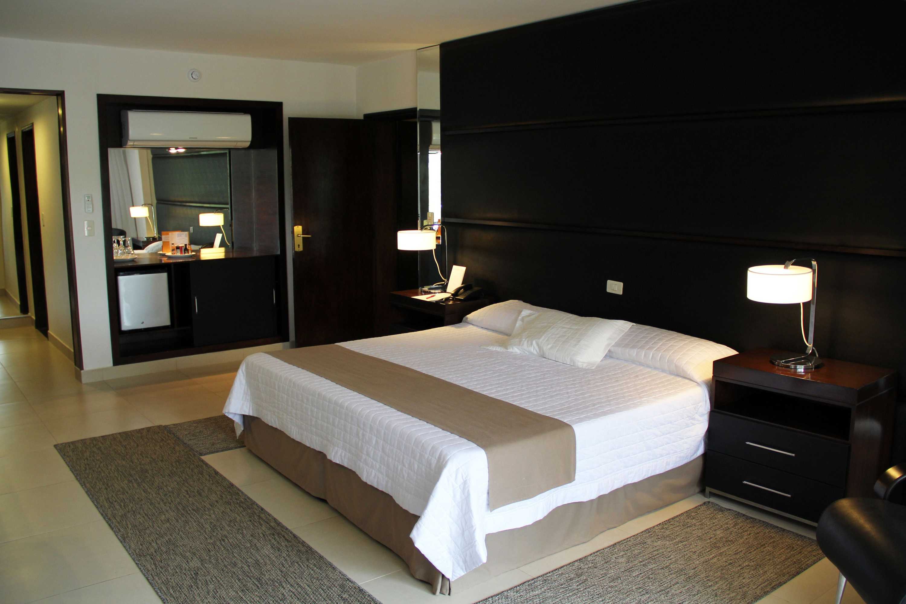 Gift card for Yacht & Golf Club Paraguayo A Tribute Portfolio Resort