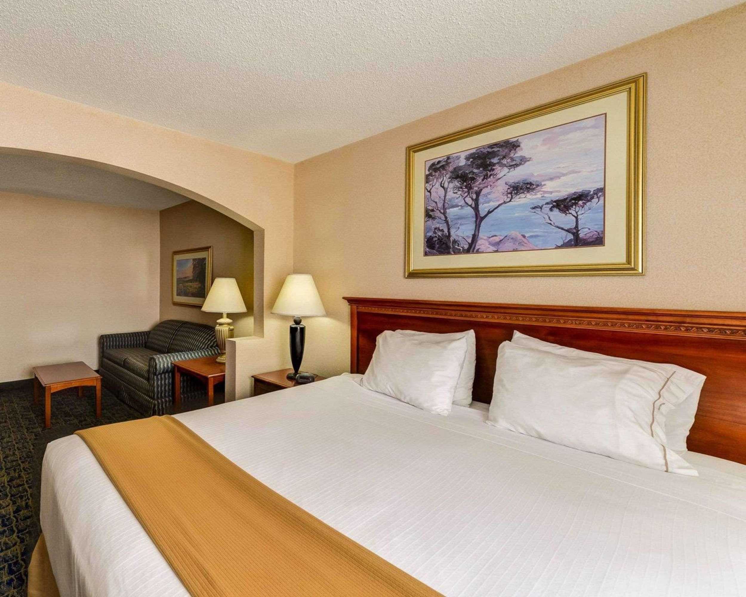 Gift card for Quality Inn Spring Mills - Martinsburg North Gift card for Quality Inn Spring Mills - Martinsburg North