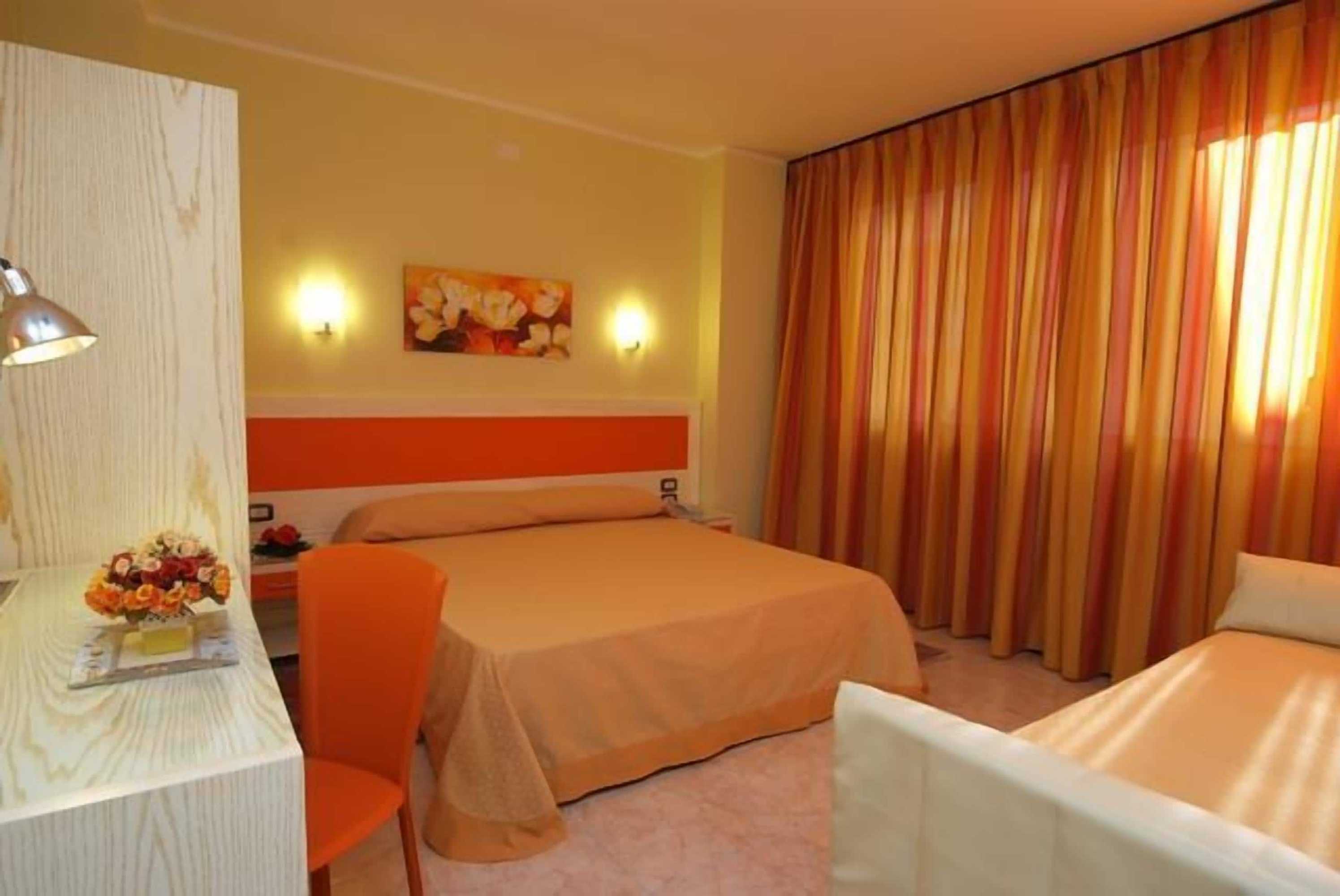 Gift card for Hotel Cristal Eboli Gift card for Hotel Cristal Eboli