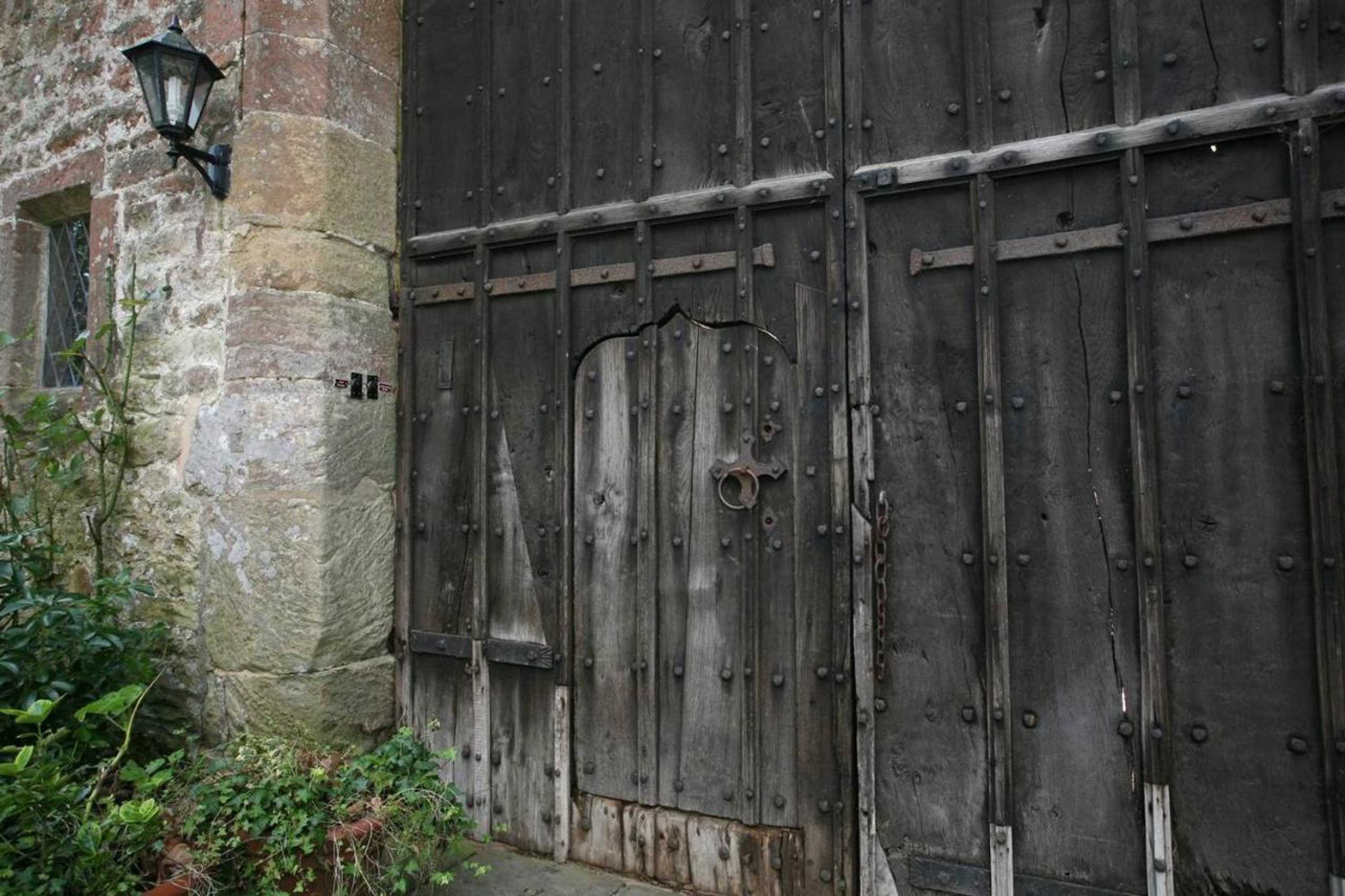 Gift card for Welsh Gatehouse, Historic Castle Which Can Cater For Electric Vehicle Gift card for Welsh Gatehouse, Historic Castle Which Can Cater For Electric Vehicle