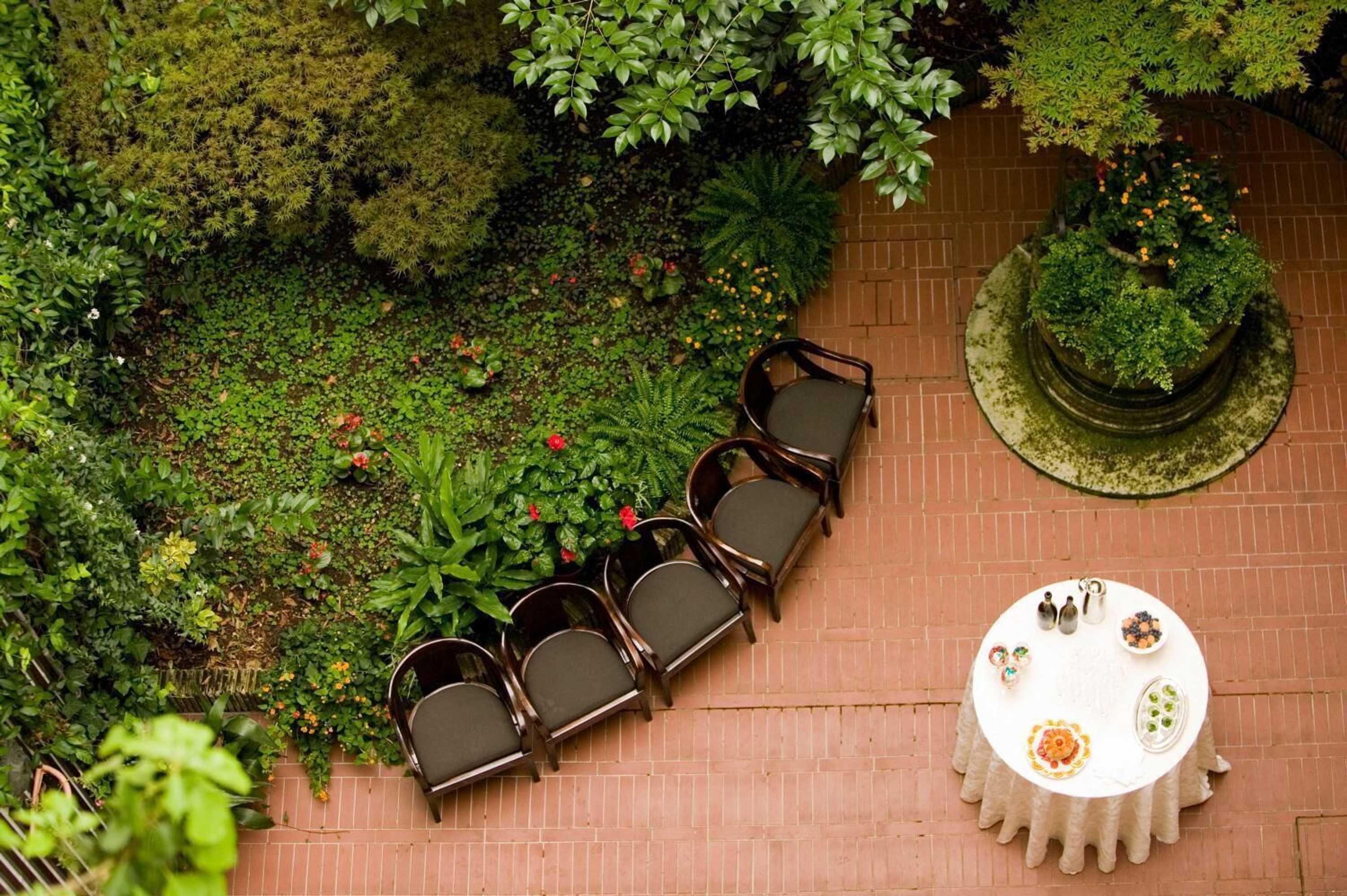 Gift card for Astoria Hotel Italia Gift card for Astoria Hotel Italia