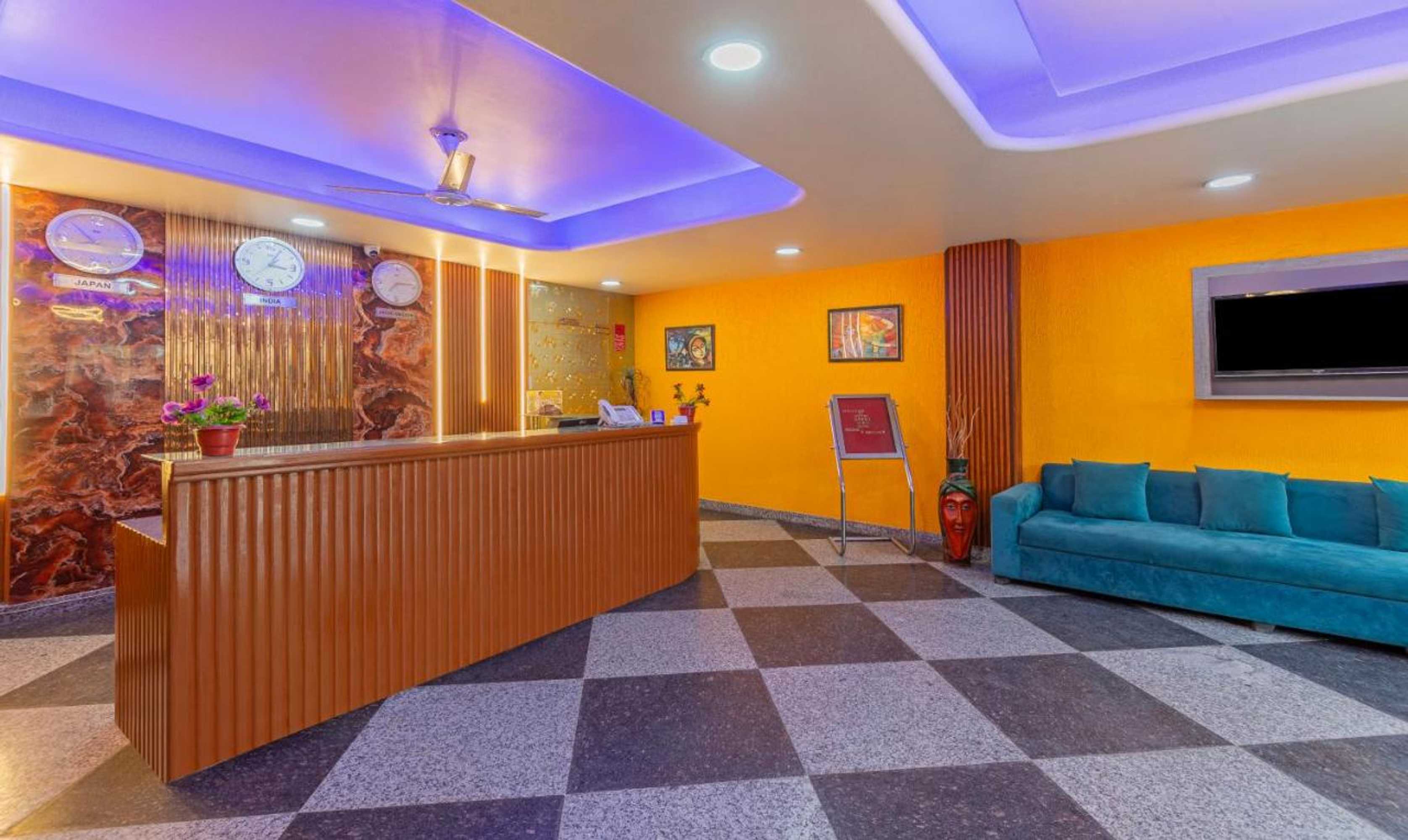 Gift card for Oyo 8764 Hotel Green View Palace