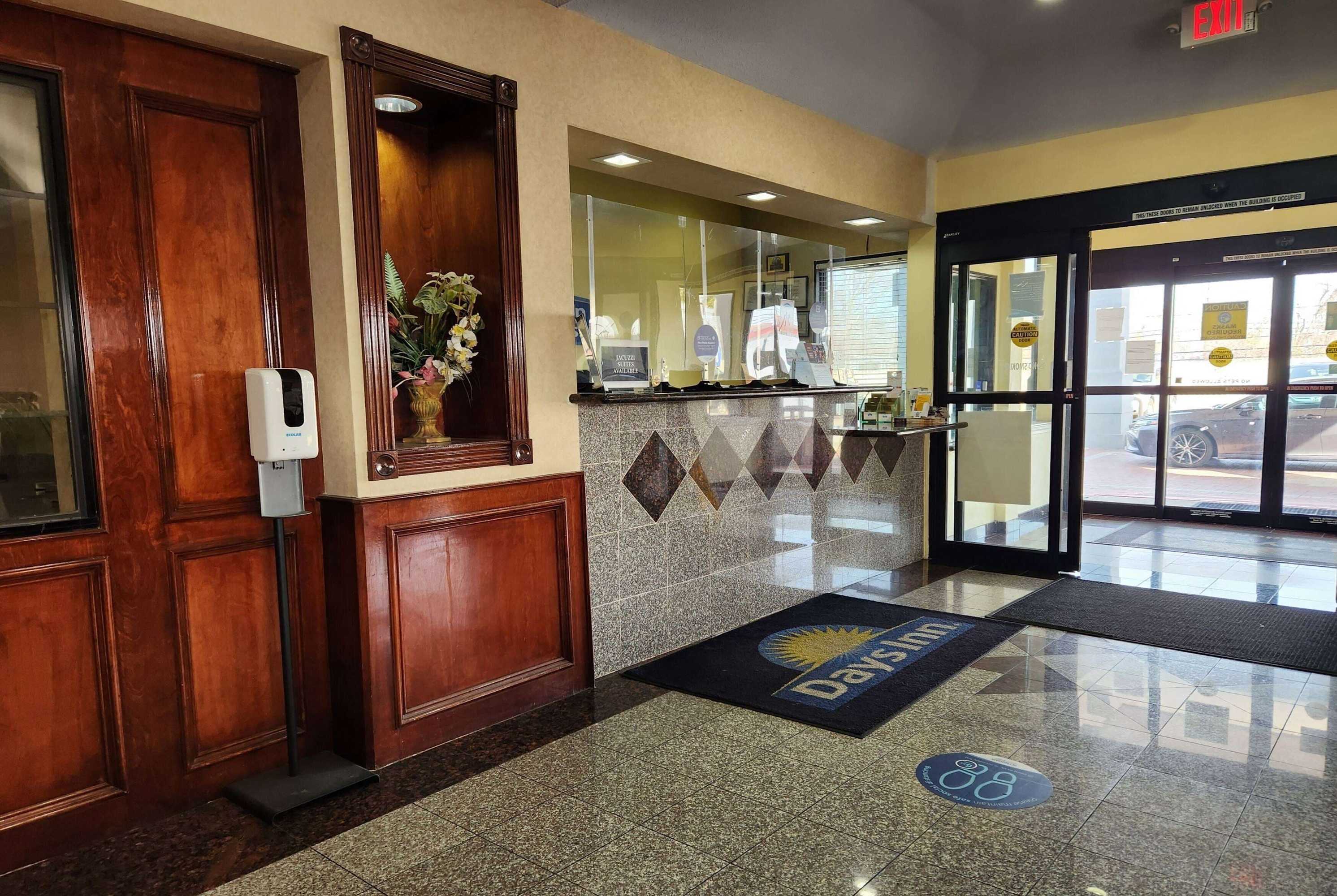 Gift card for Days Inn & Suites by Wyndham Pasadena Gift card for Days Inn & Suites by Wyndham Pasadena