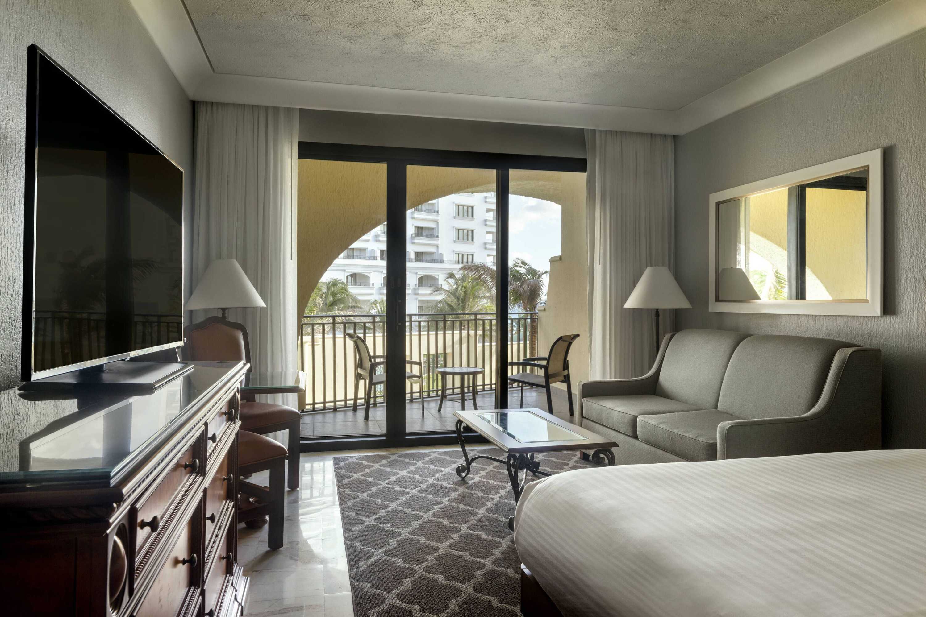 Gift card for Marriott Cancun, An All-Inclusive Resort