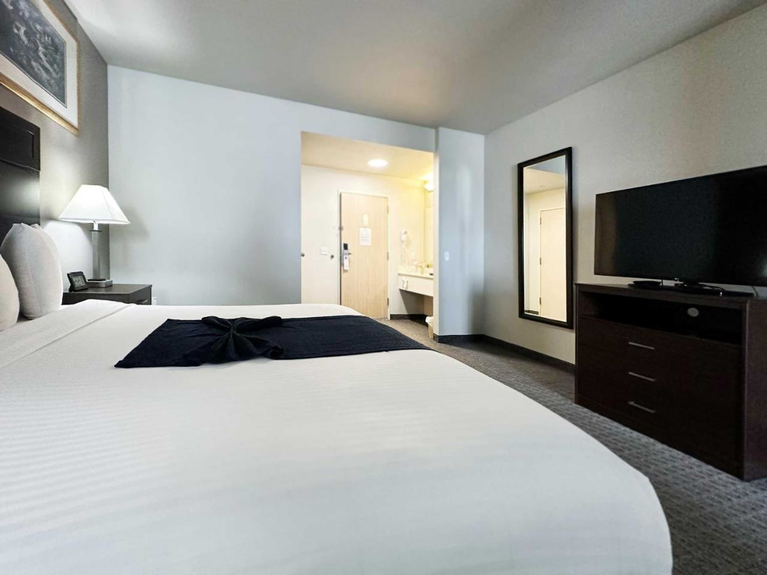 Gift card for Bayvue Hotel, Resort And Suites