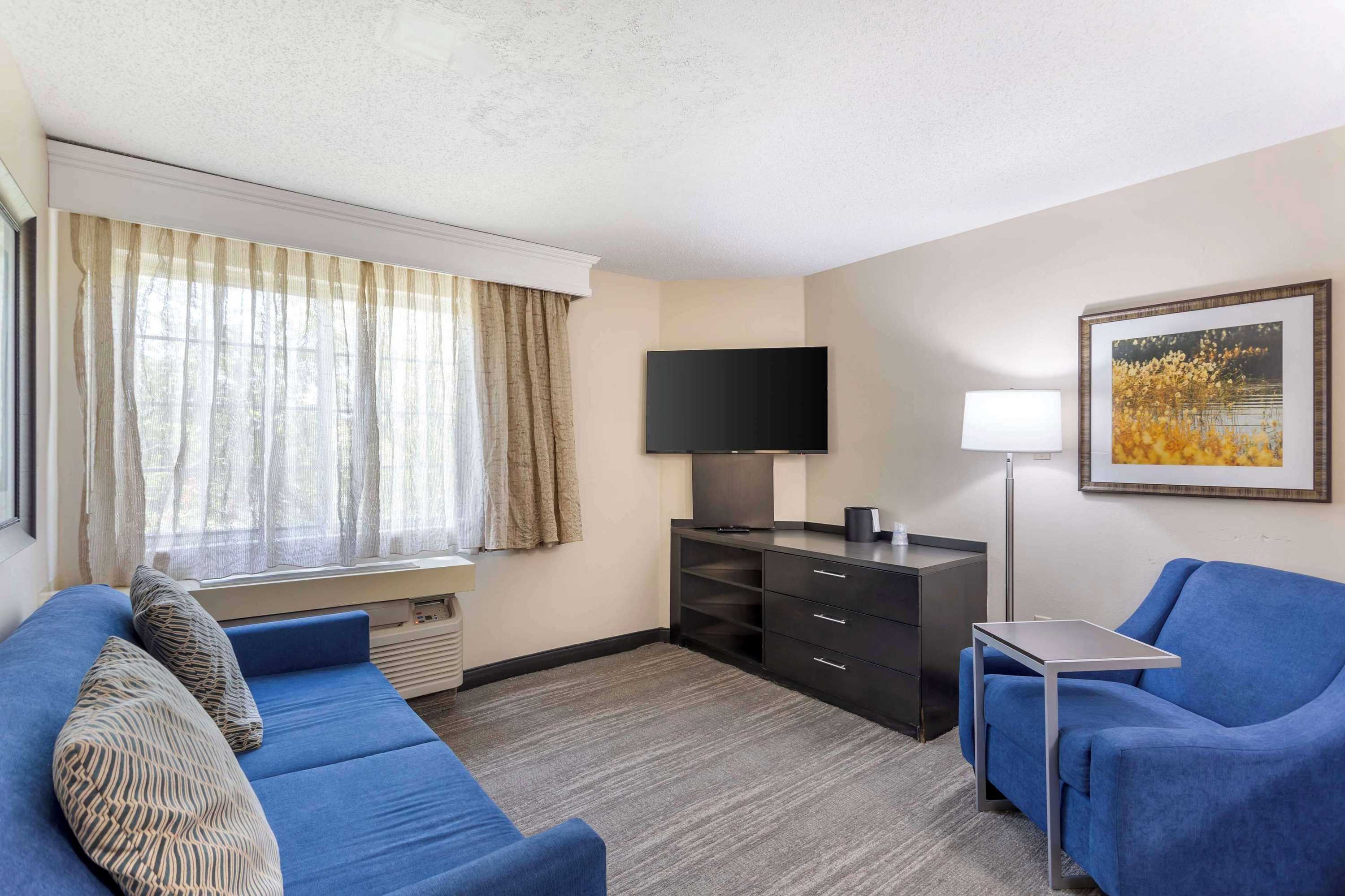 Gift card for Executive Residency by Best Western Philadelphia-Willow Grove Gift card for Executive Residency by Best Western Philadelphia-Willow Grove