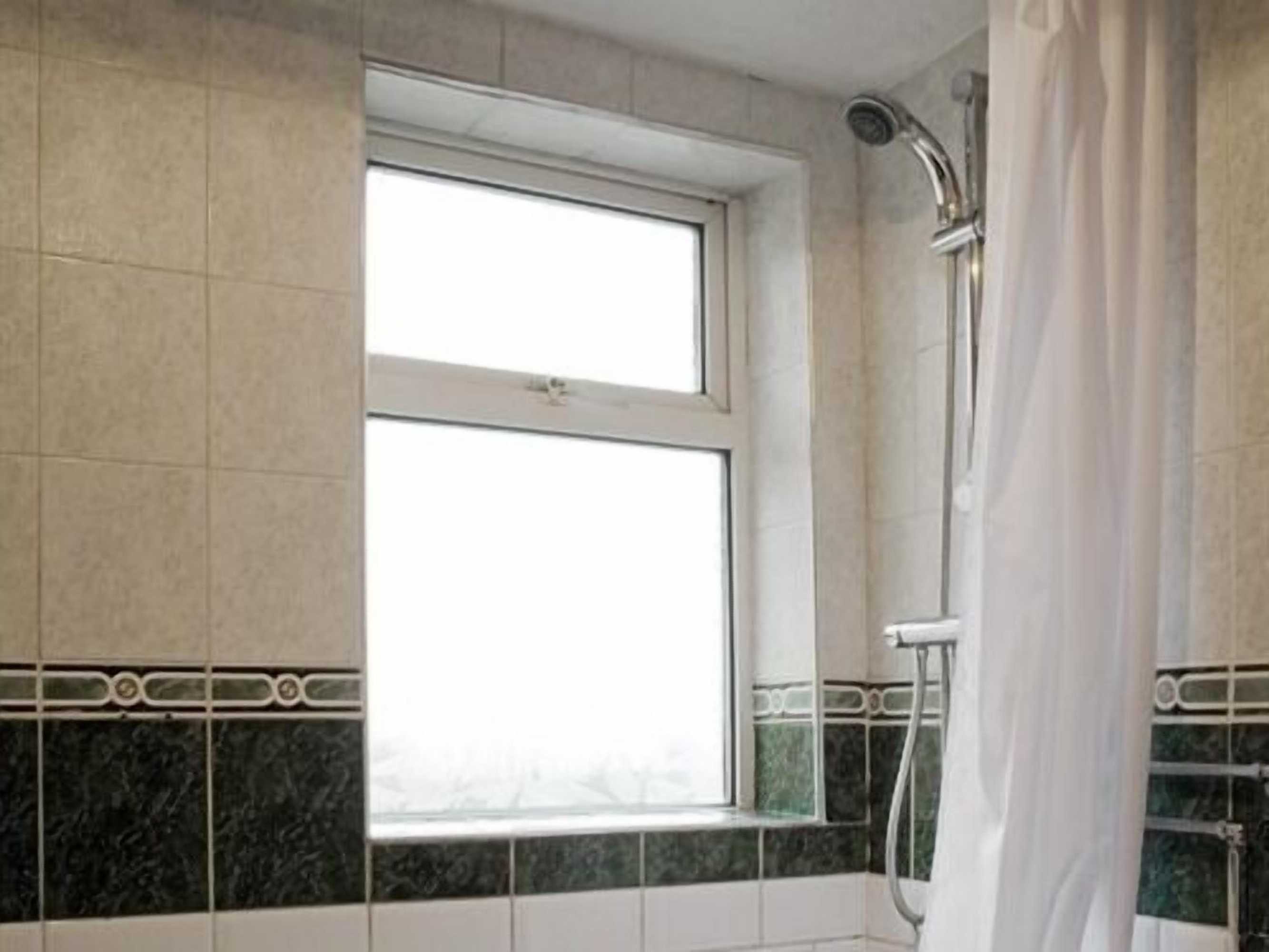 Gift card for Oaklands (self Check-In)