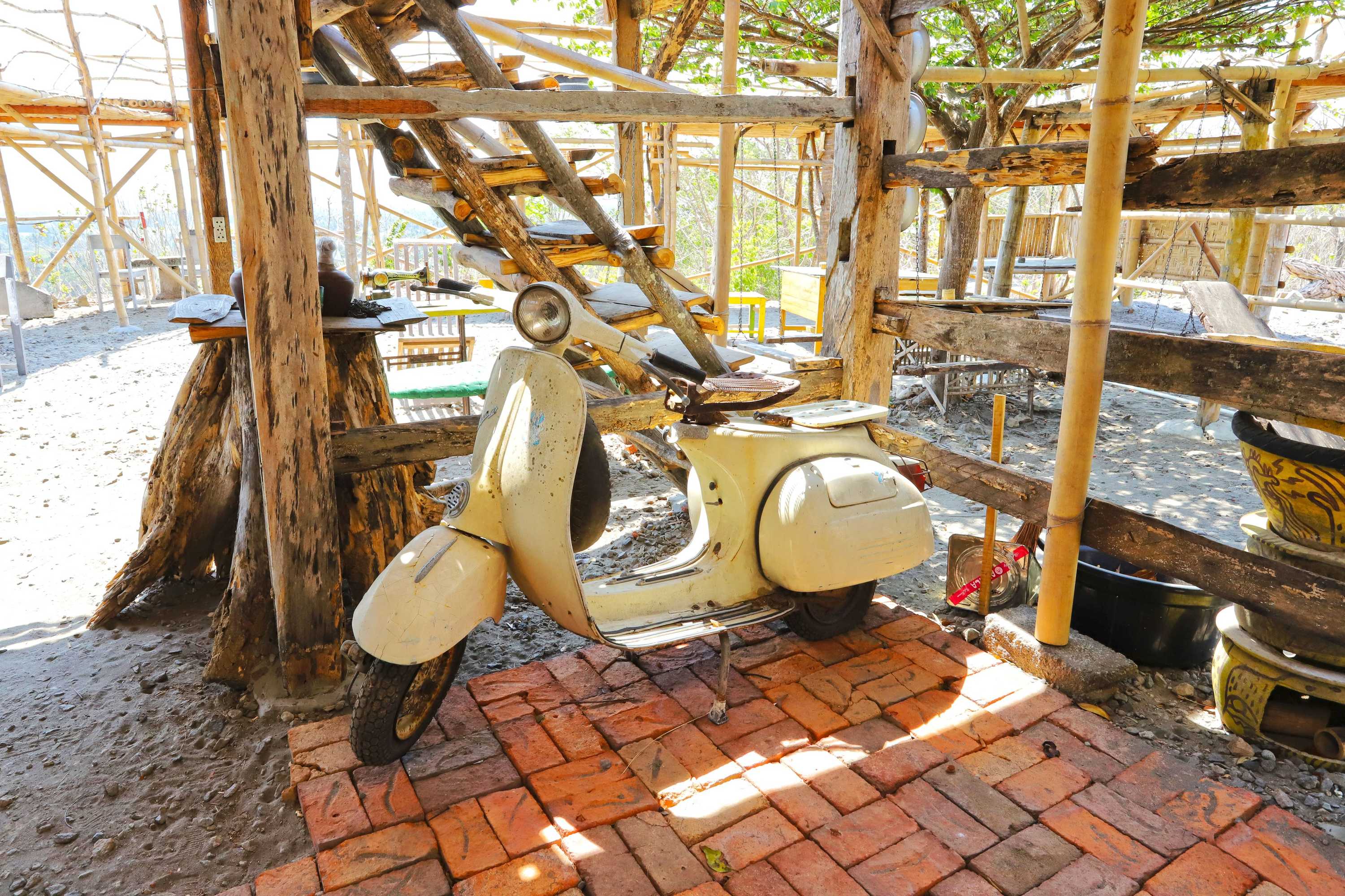 Gift card for Newalaskuliner & Homestaywatulumbung Gift card for Newalaskuliner & Homestaywatulumbung