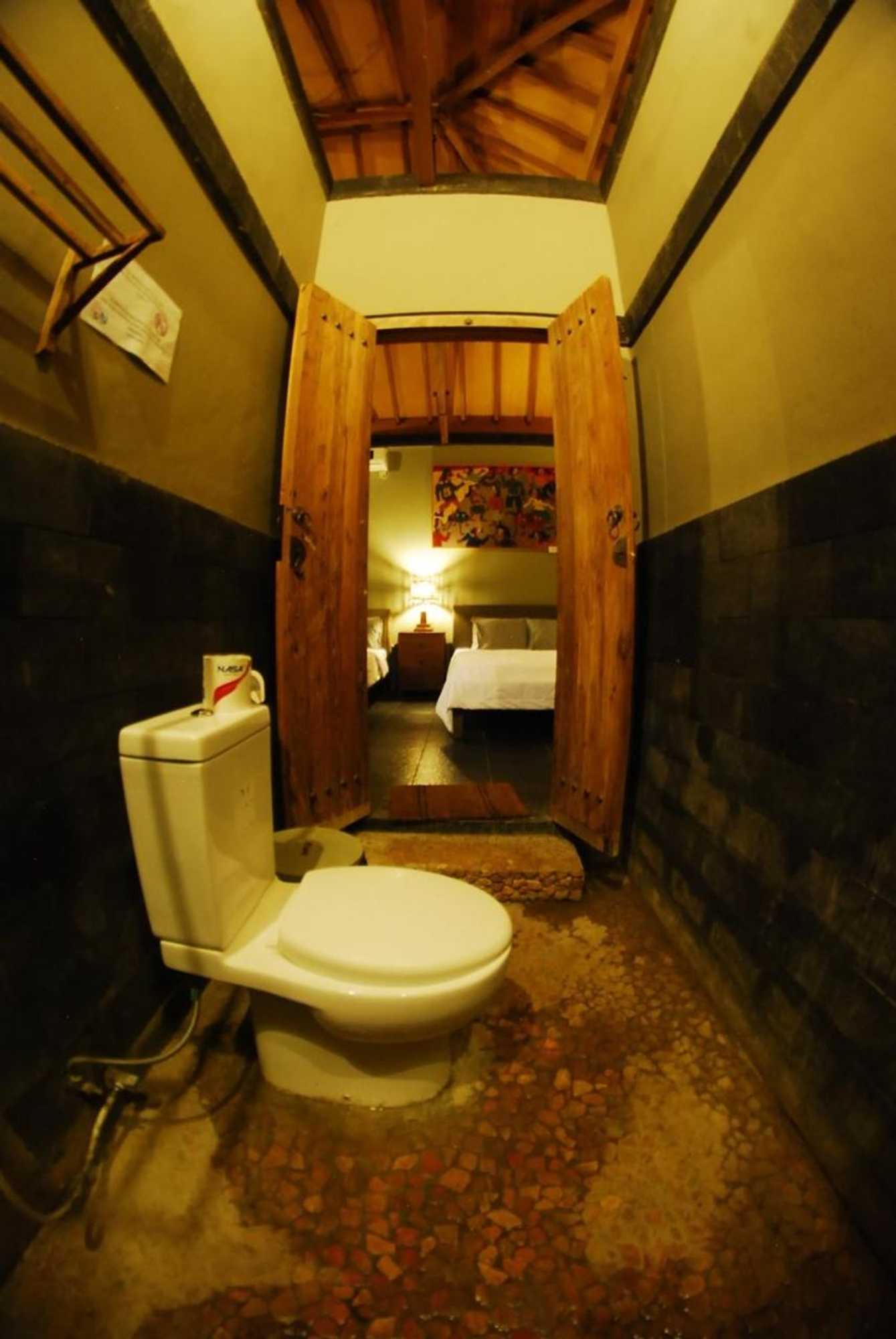 Gift card for Astuti Gallery Homestay Gift card for Astuti Gallery Homestay