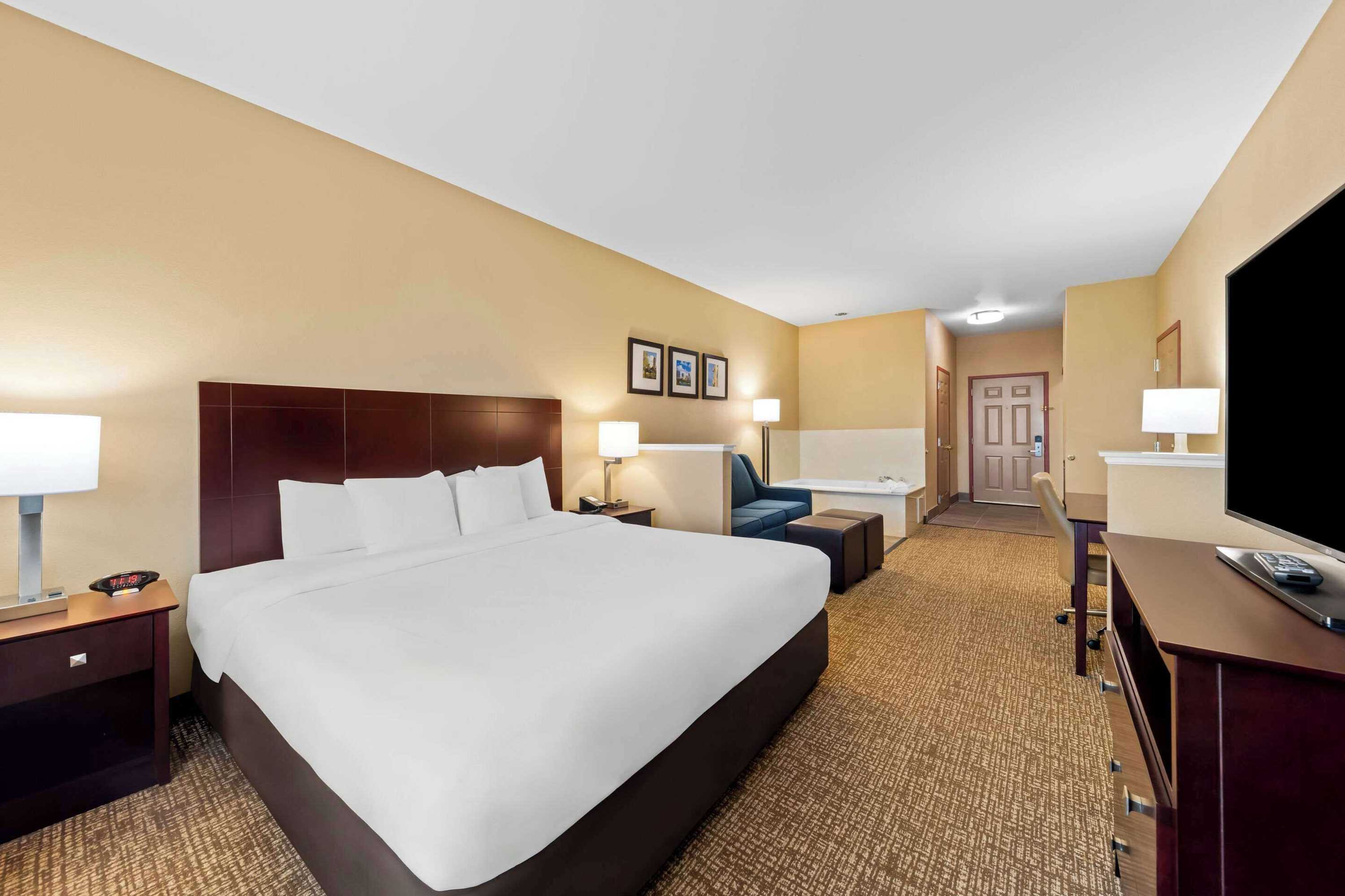Gift card for Comfort Suites Roanoke - Fort Worth North Gift card for Comfort Suites Roanoke - Fort Worth North