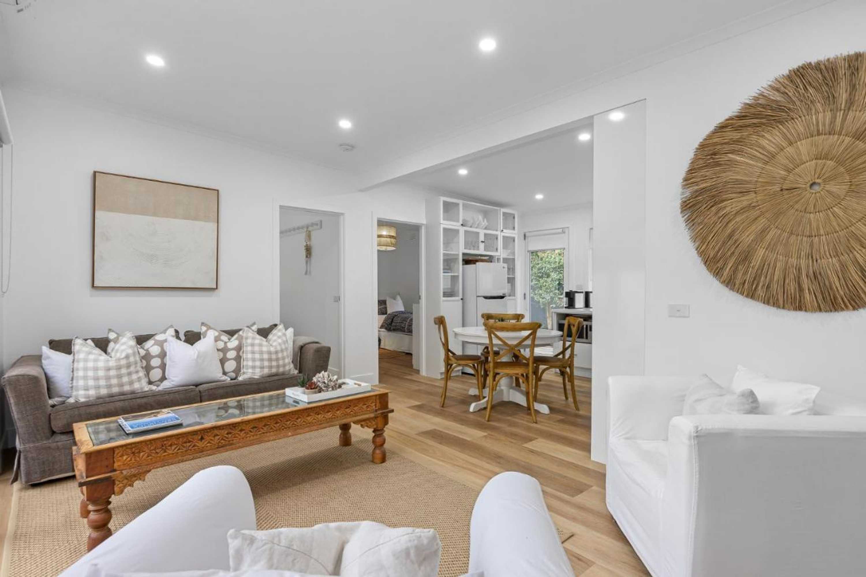 Gift card for Capella Villa No. 3 - Luxurious Beachside Style Gift card for Capella Villa No. 3 - Luxurious Beachside Style