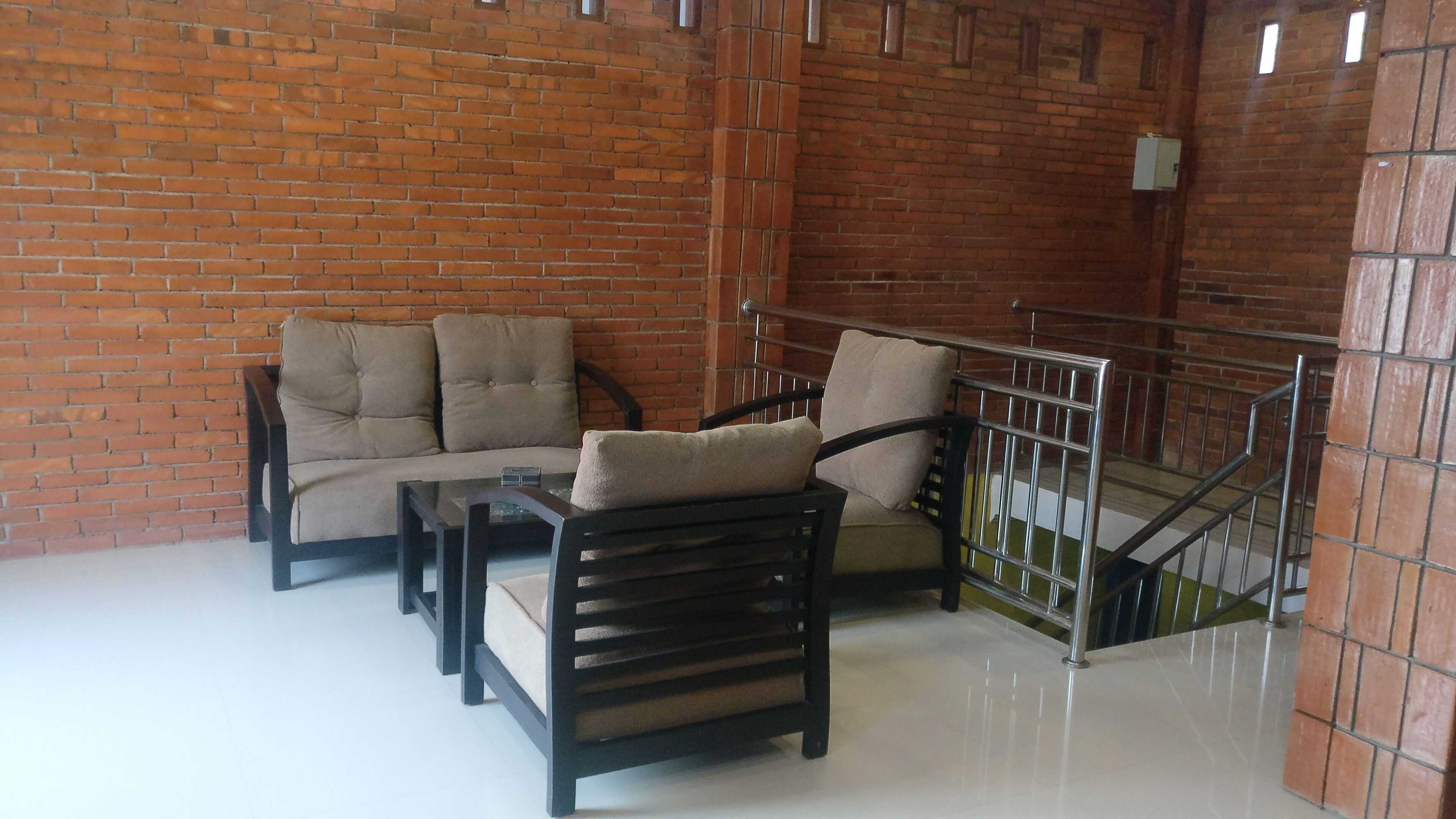 Gift card for Jogo Segoro Homestay Redpartner Near Pantai Sundak Gunungkidul Gift card for Jogo Segoro Homestay Redpartner Near Pantai Sundak Gunungkidul