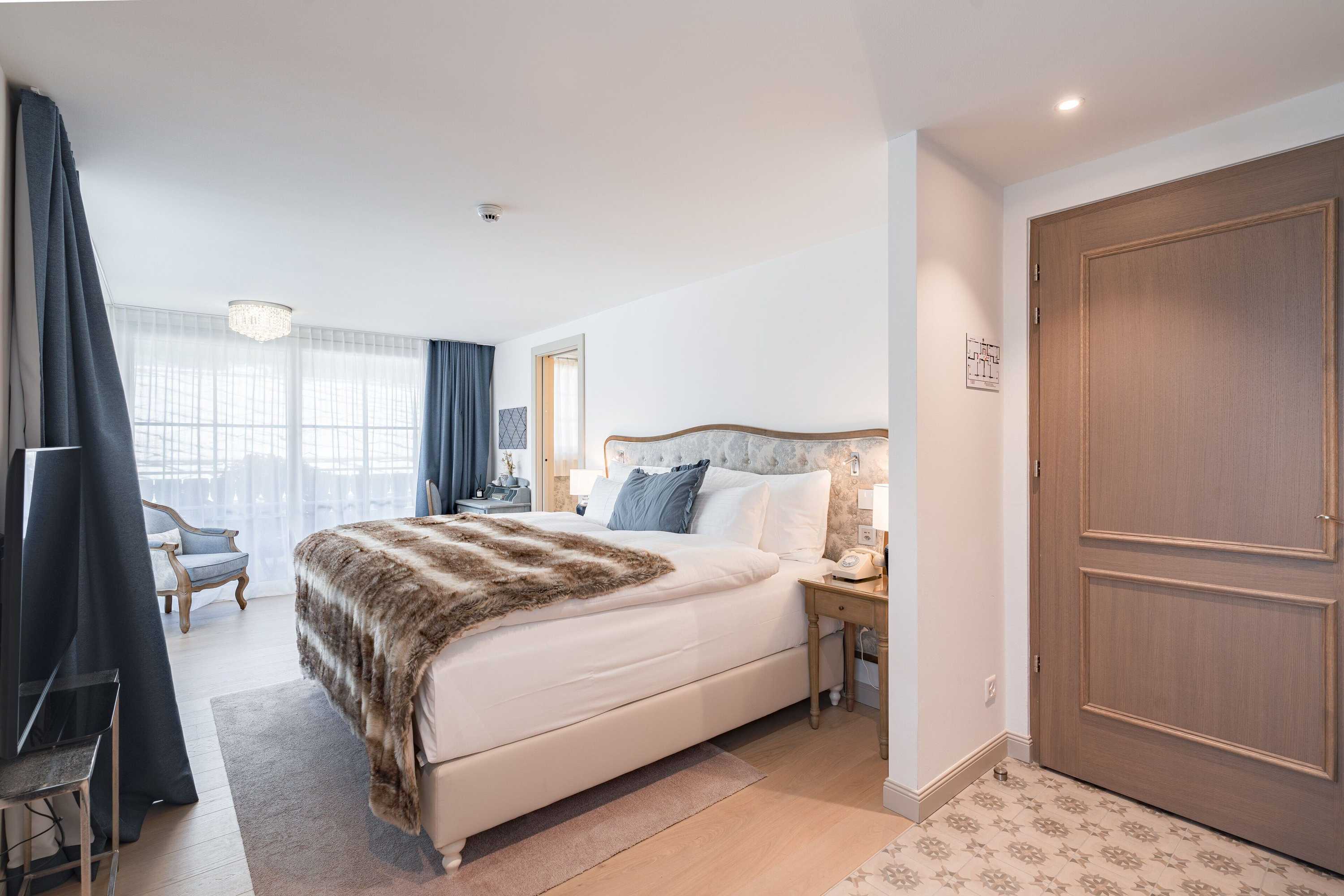 Gift card for Le Mirabeau Resort & Spa Gift card for Le Mirabeau Resort & Spa