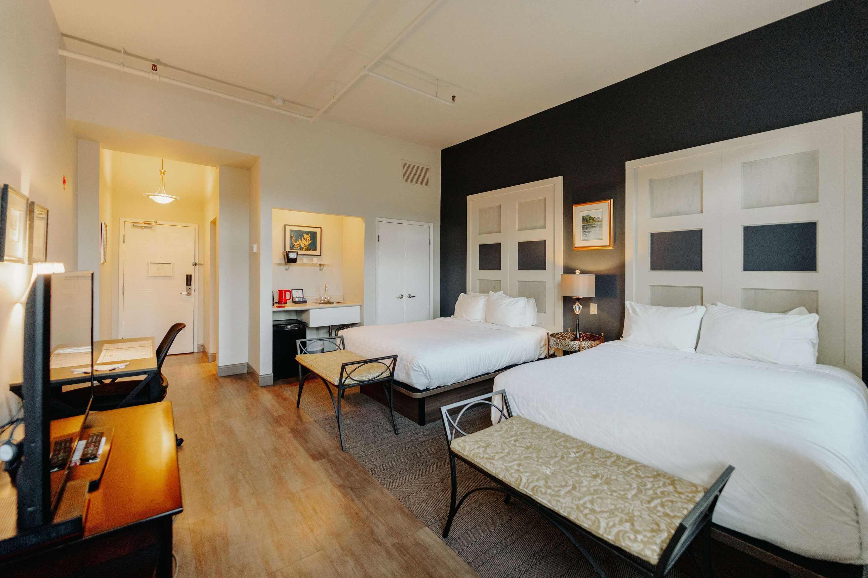 Gift card for Mercer Hotel Downtown, BW Premier Collection Gift card for Mercer Hotel Downtown, BW Premier Collection