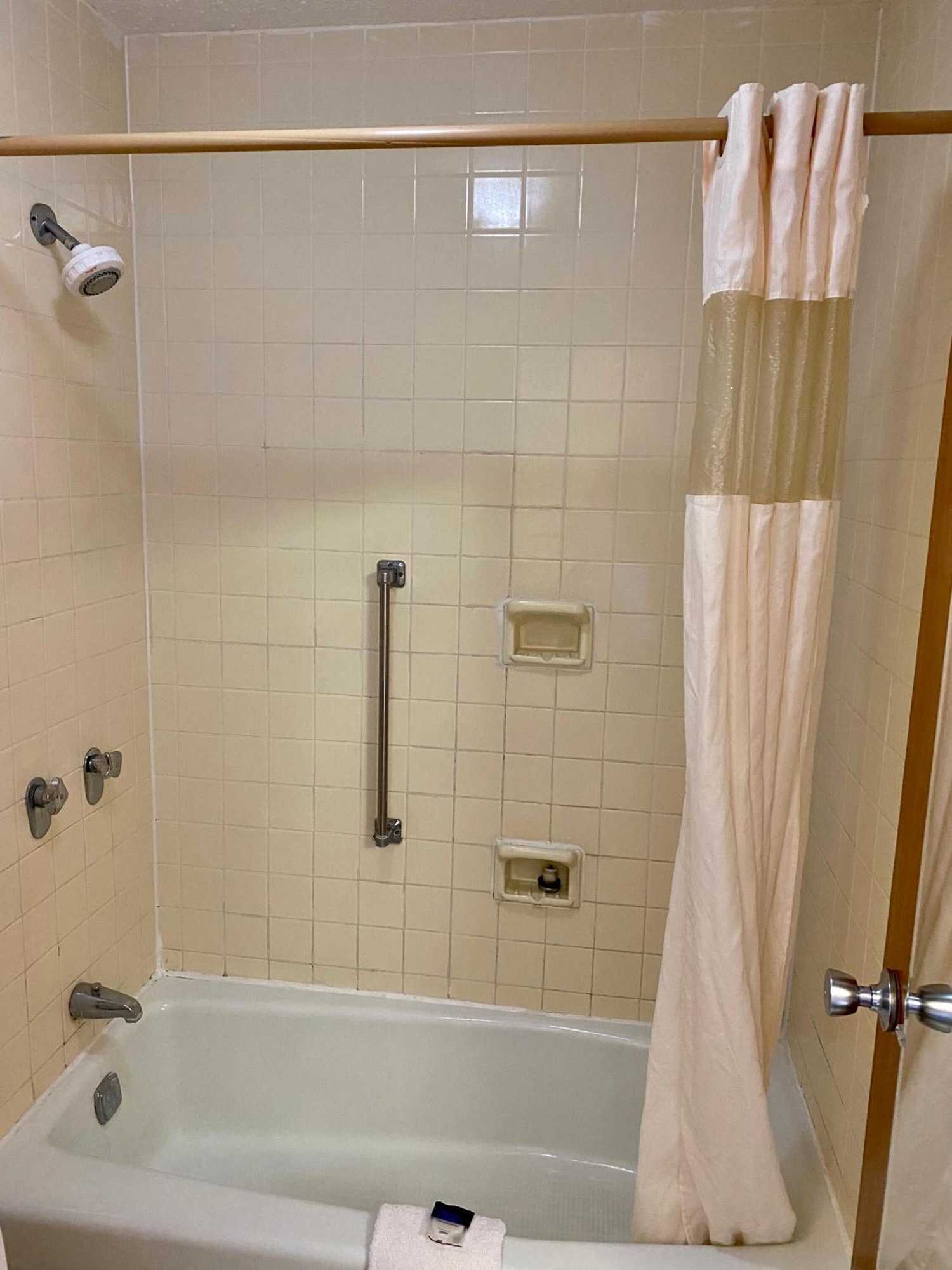 Gift card for Motel 6 Marianna, FL Gift card for Motel 6 Marianna, FL