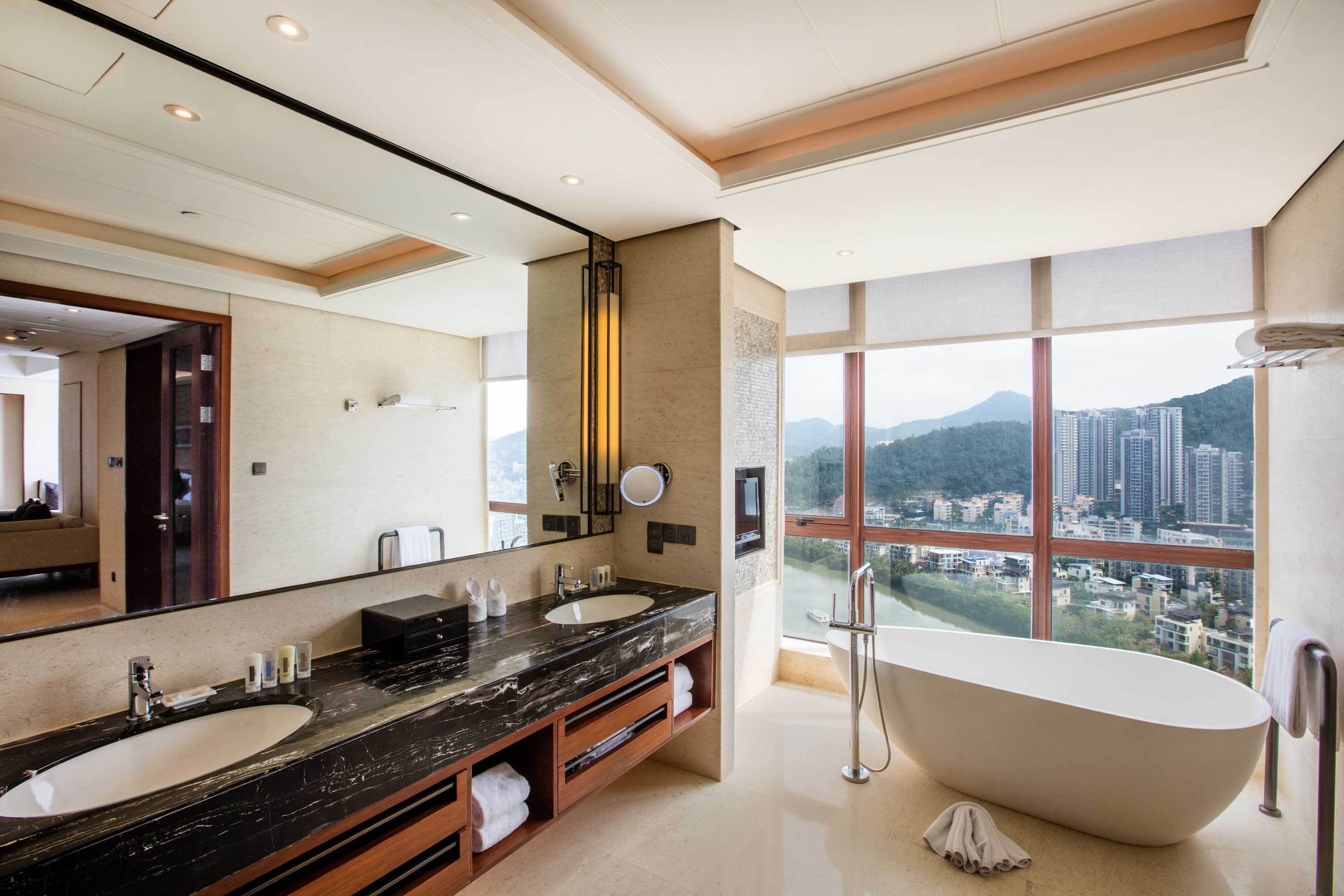 Gift card for Crowne Plaza Sanya City Center by Ihg Gift card for Crowne Plaza Sanya City Center by Ihg