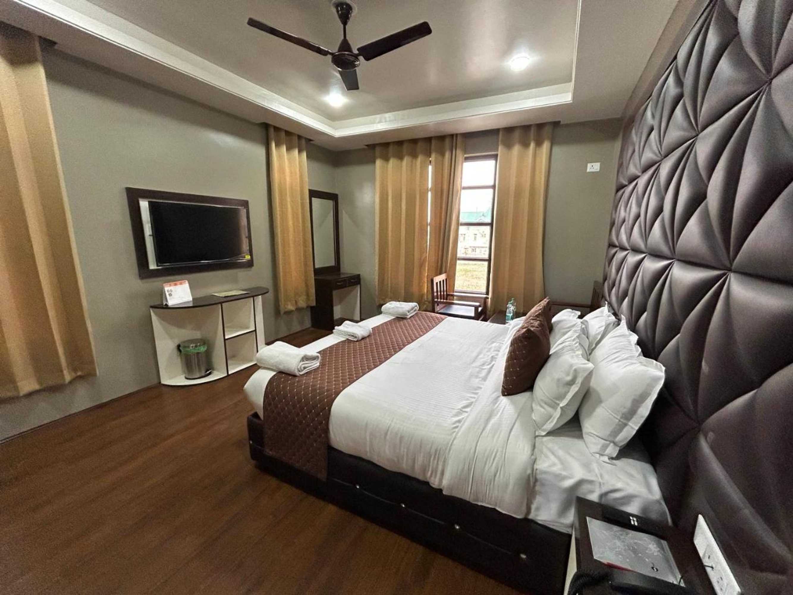 Gift card for Fair Mount, Airport Road, Humhama Srinagar