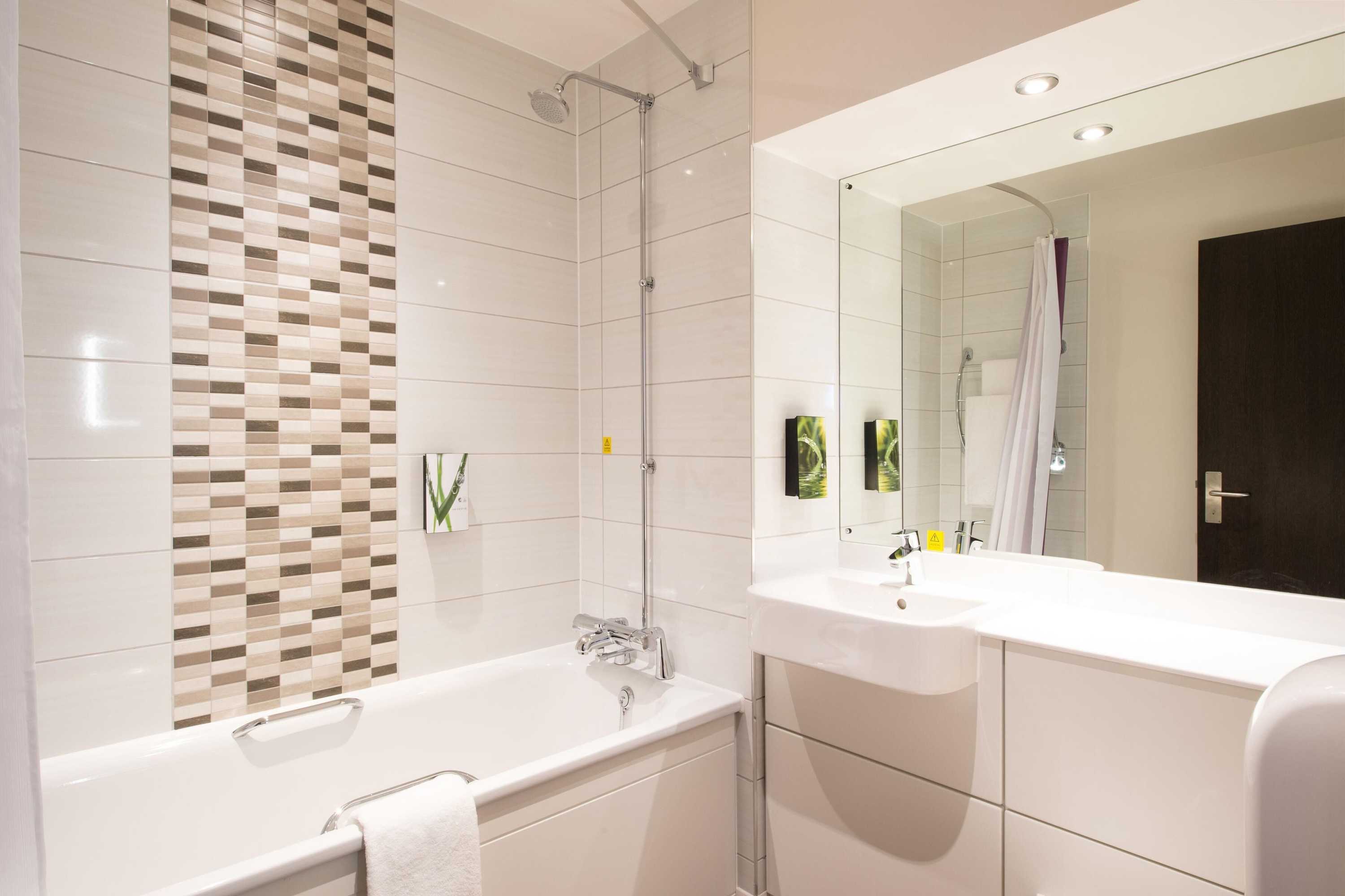 Gift card for Premier Inn Chatham Gillingham Victory Pier Hotel Gift card for Premier Inn Chatham Gillingham Victory Pier Hotel