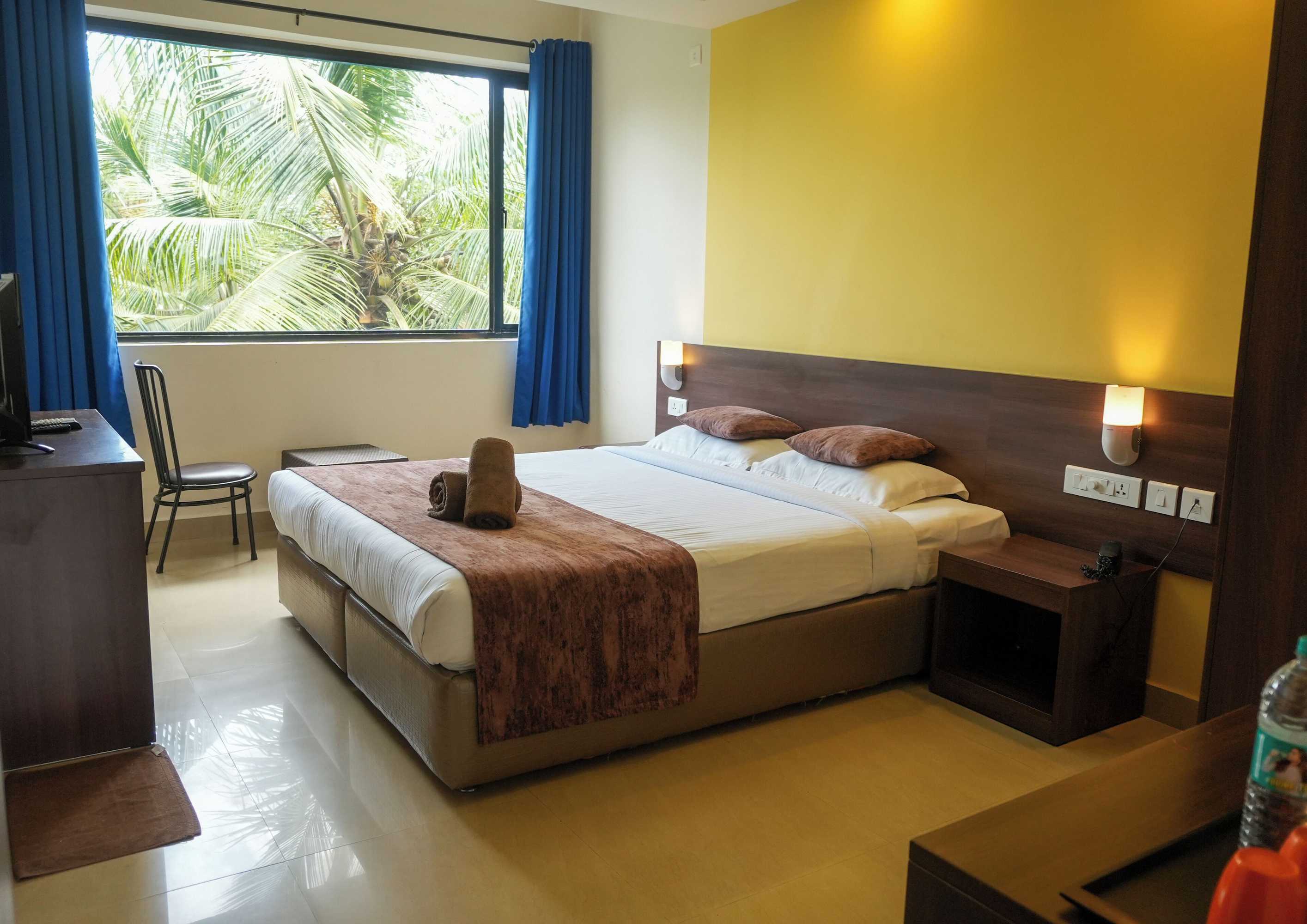 Gift card for Relax Holiday Home,margao Railway Station
