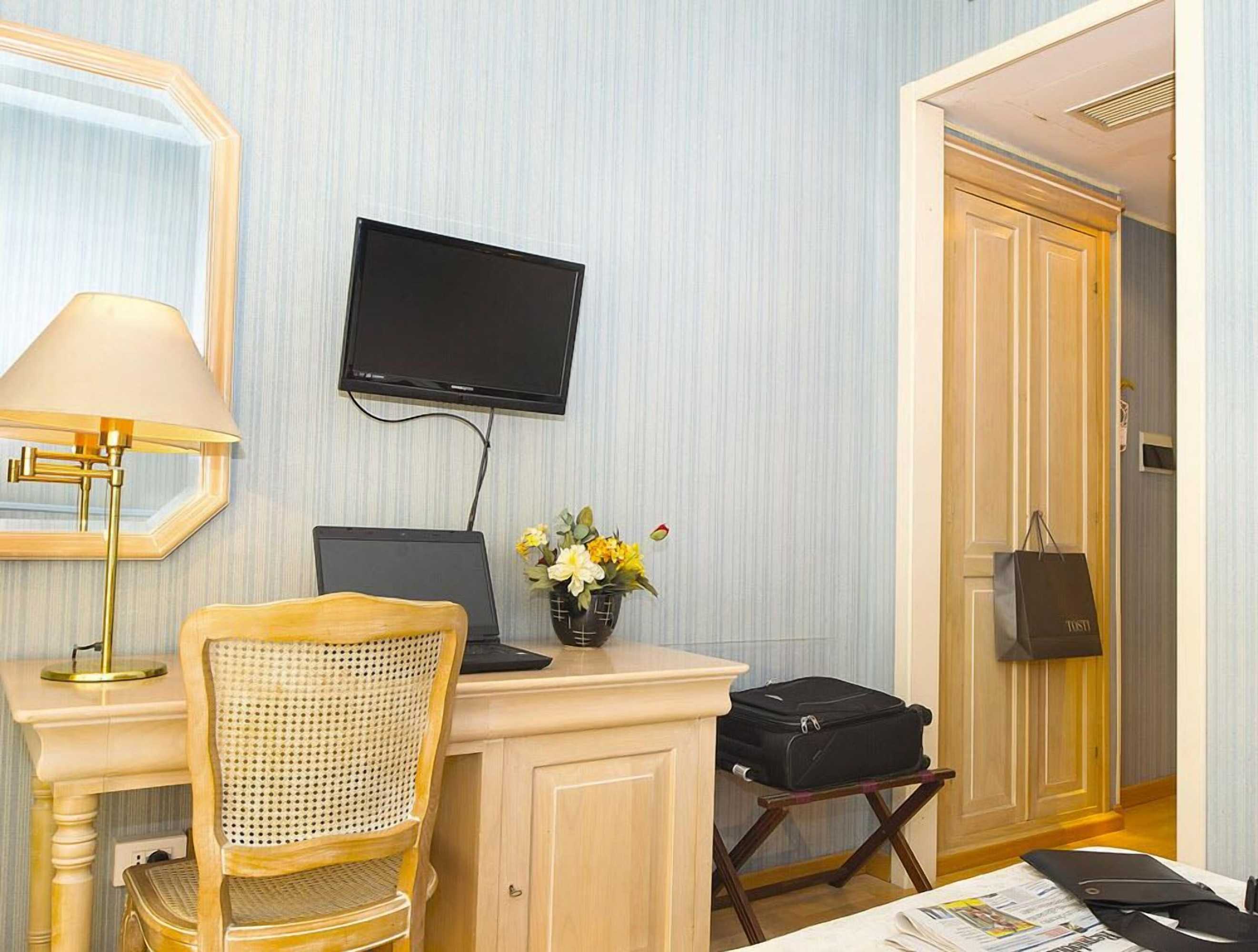 Gift card for Grande Albergo Quattro Stagioni Gift card for Grande Albergo Quattro Stagioni