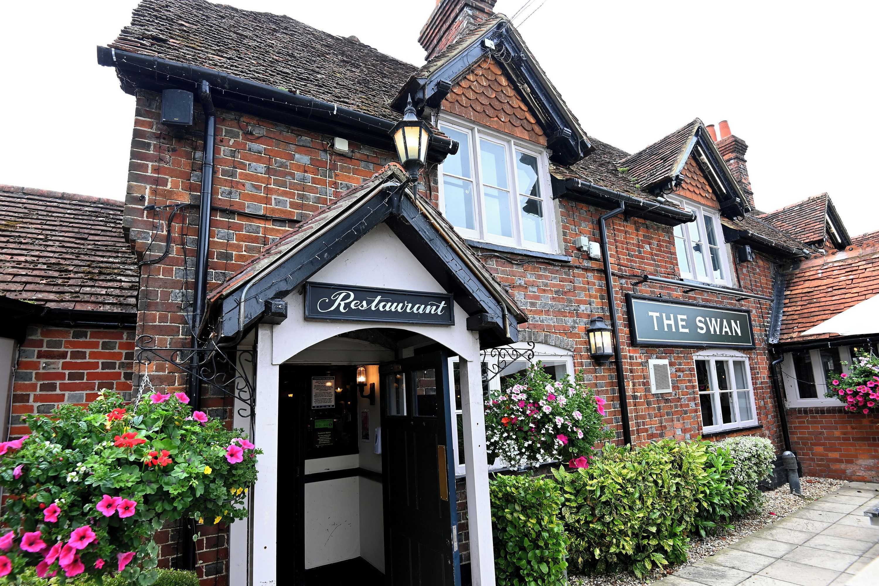 Gift card for Swan, Thatcham by Marston’s Inns Gift card for Swan, Thatcham by Marston’s Inns