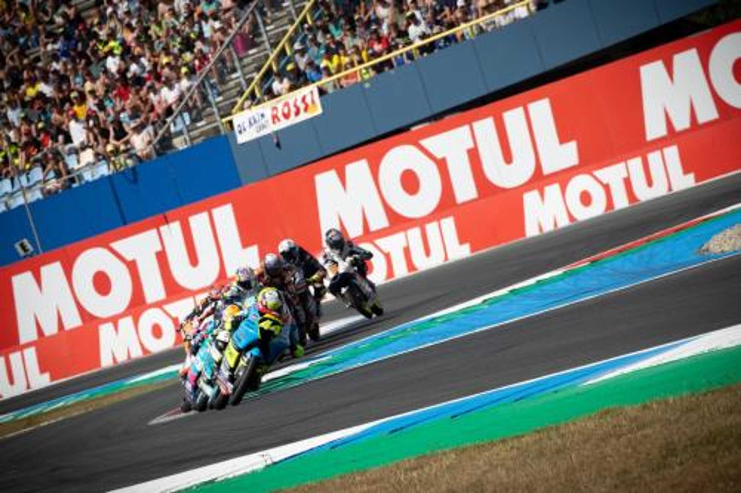 Gift card for 100 Jaar TT Circuit Assen 2025 Glamping Incl Stroom Gift card for 100 Jaar TT Circuit Assen 2025 Glamping Incl Stroom