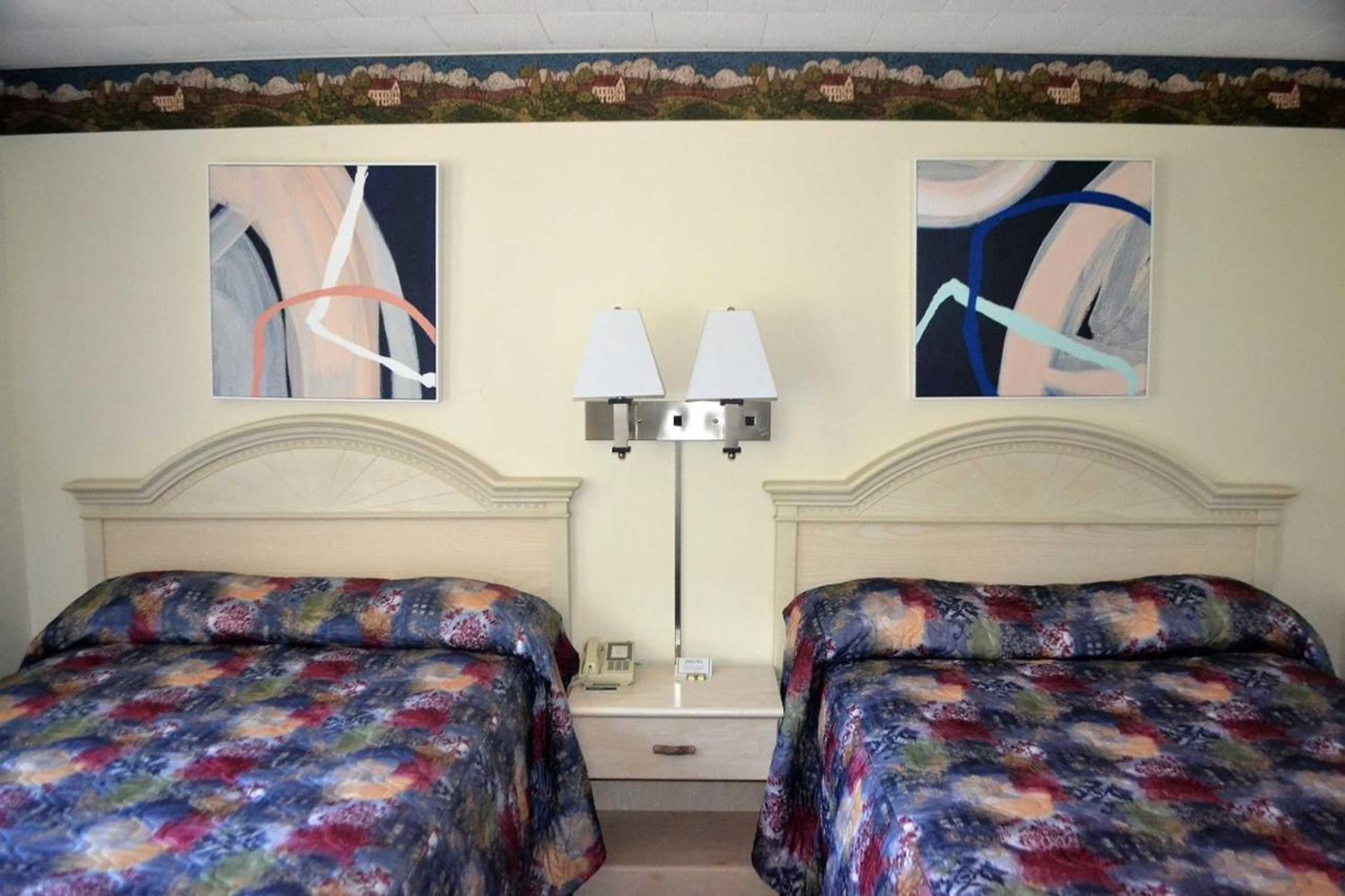 Gift card for Stratford Suburban Motel
