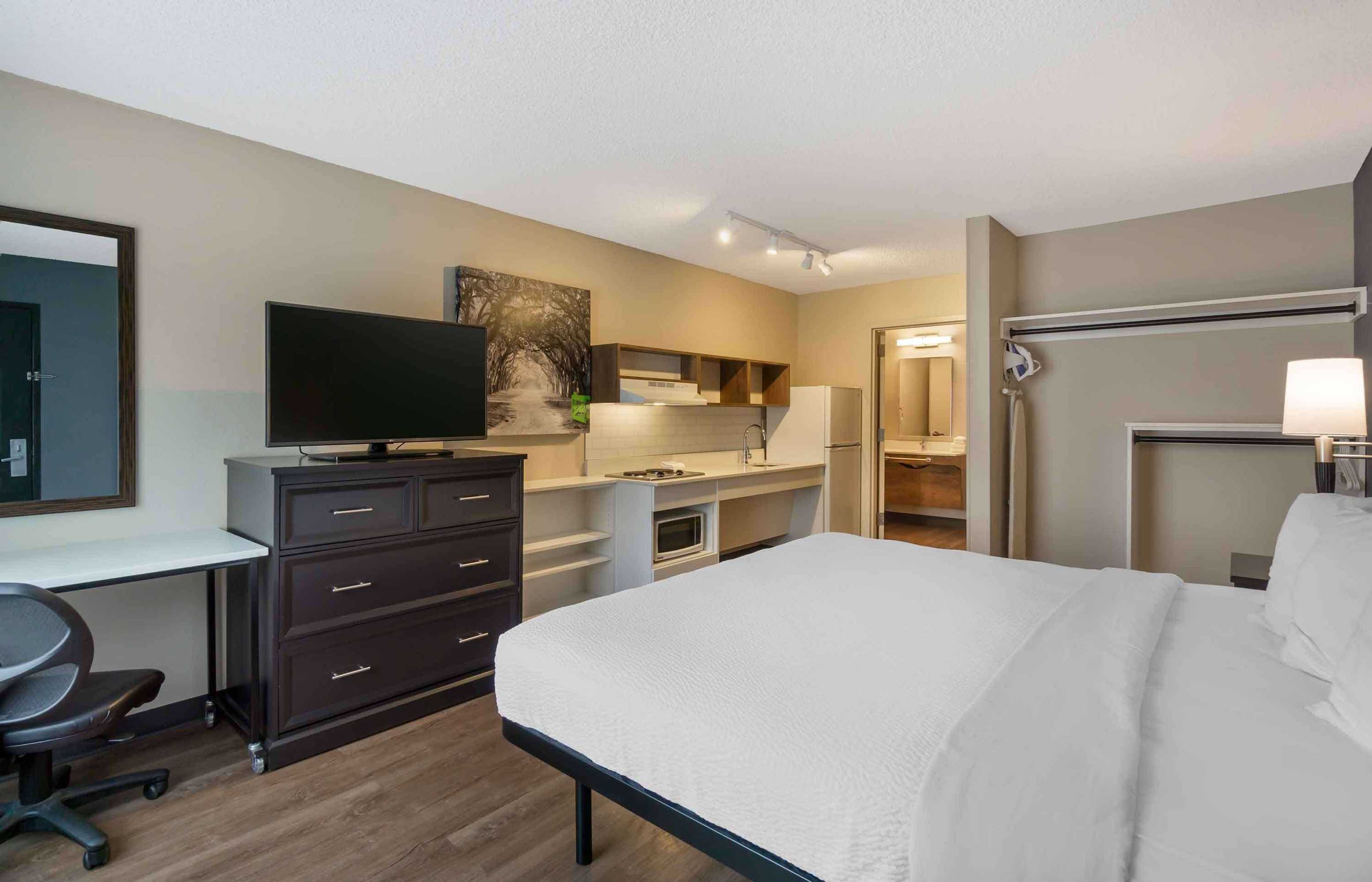 Gift card for Extended Stay America Suites Seattle Redmond Gift card for Extended Stay America Suites Seattle Redmond