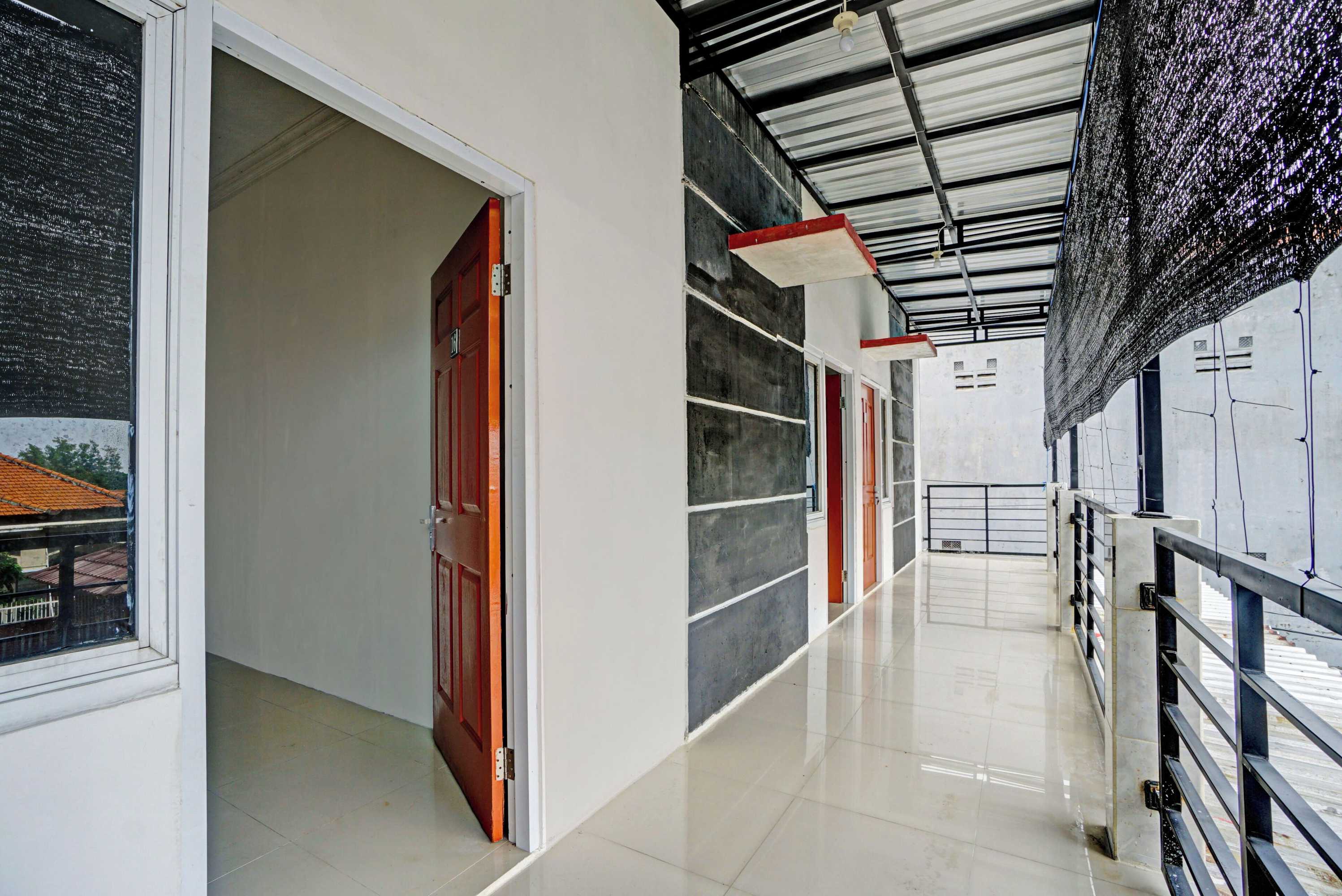 Gift card for Super Oyo 3702 Homestay Bougenville Syariah