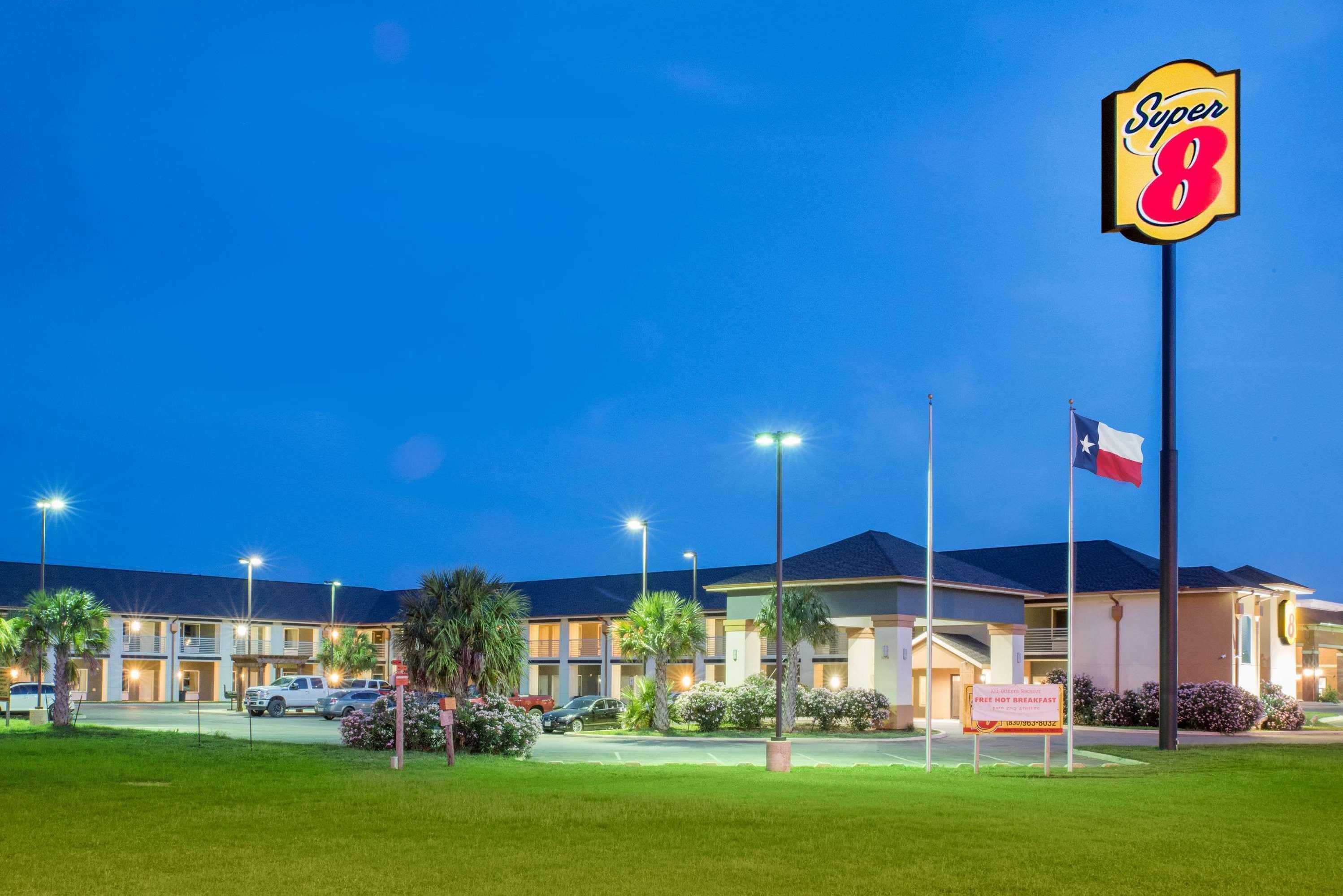 Gift card for Super 8 by Wyndham Dilley TX Gift card for Super 8 by Wyndham Dilley TX