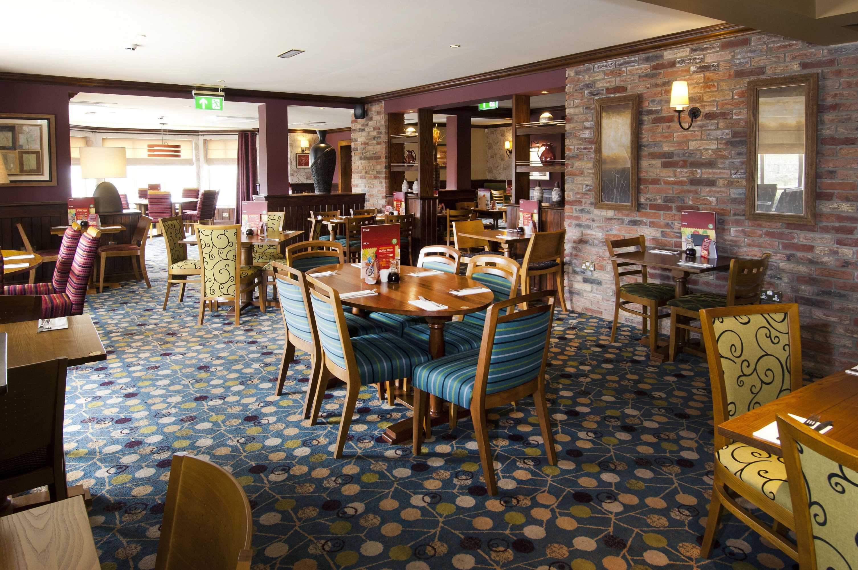 Gift card for Premier Inn Bedford South (a421)