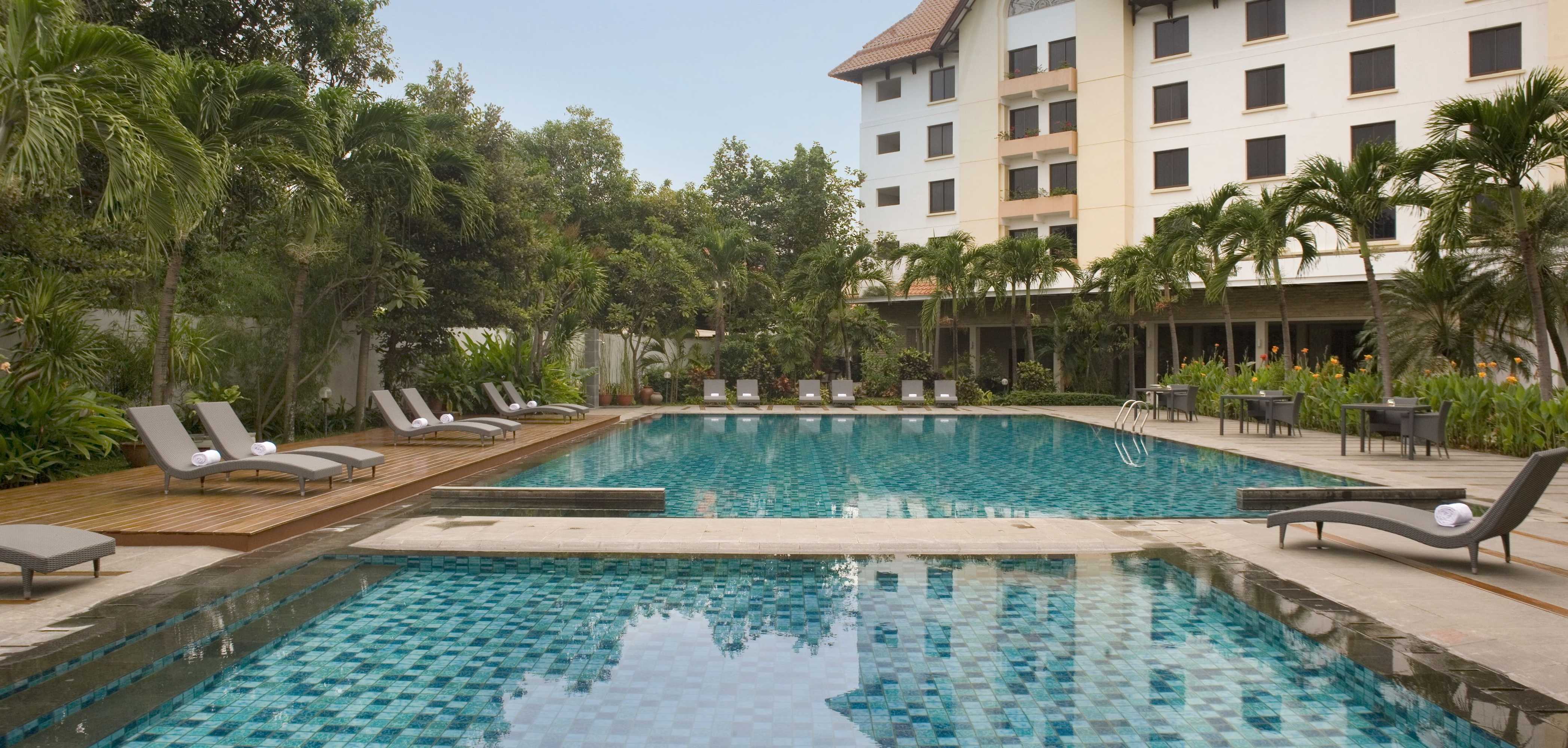 Gift card for Hotel Santika Cirebon Gift card for Hotel Santika Cirebon